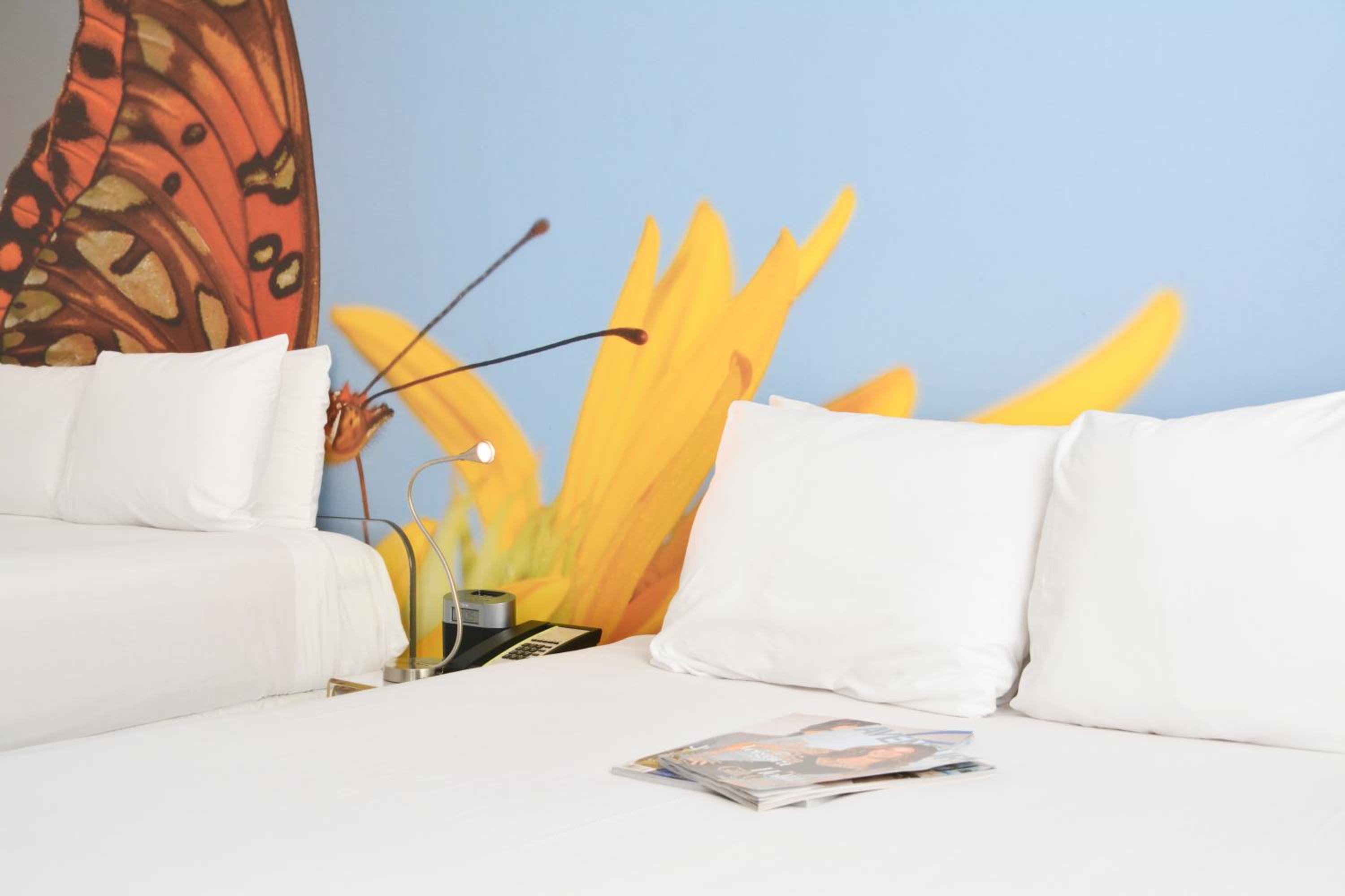 Traditional Two Queen Beds - Photo 3