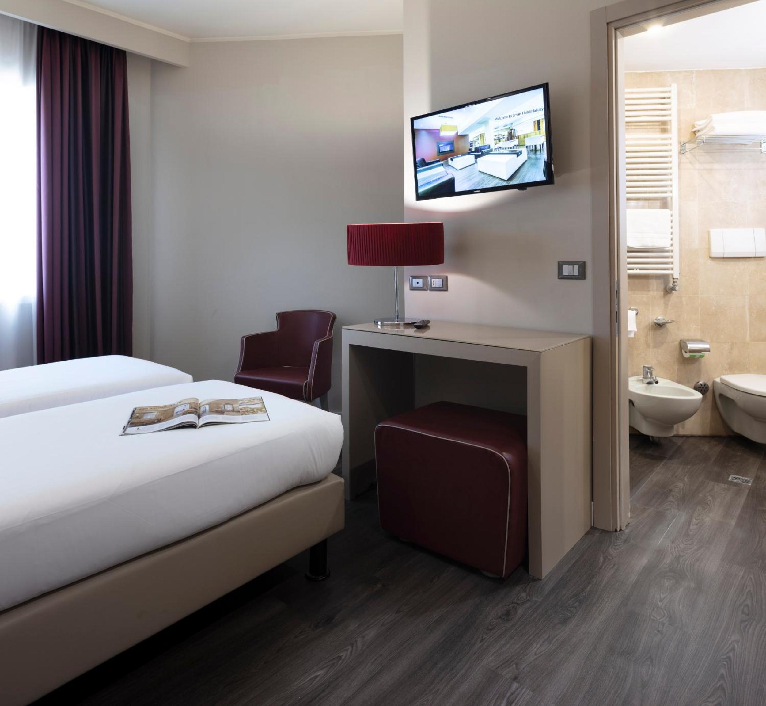 Classic Double or Twin Room - Photo 2