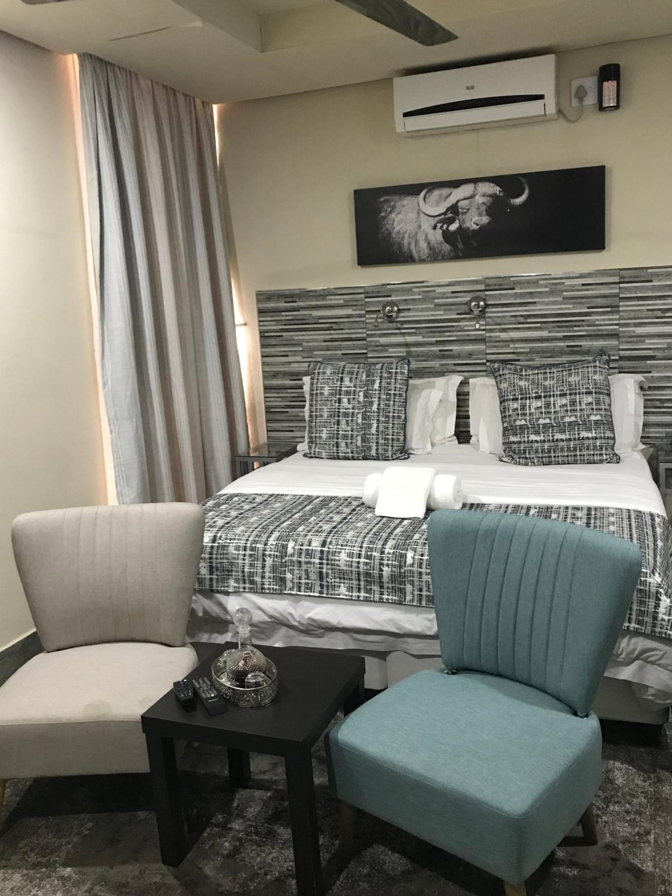 Double or Twin Room photo 2