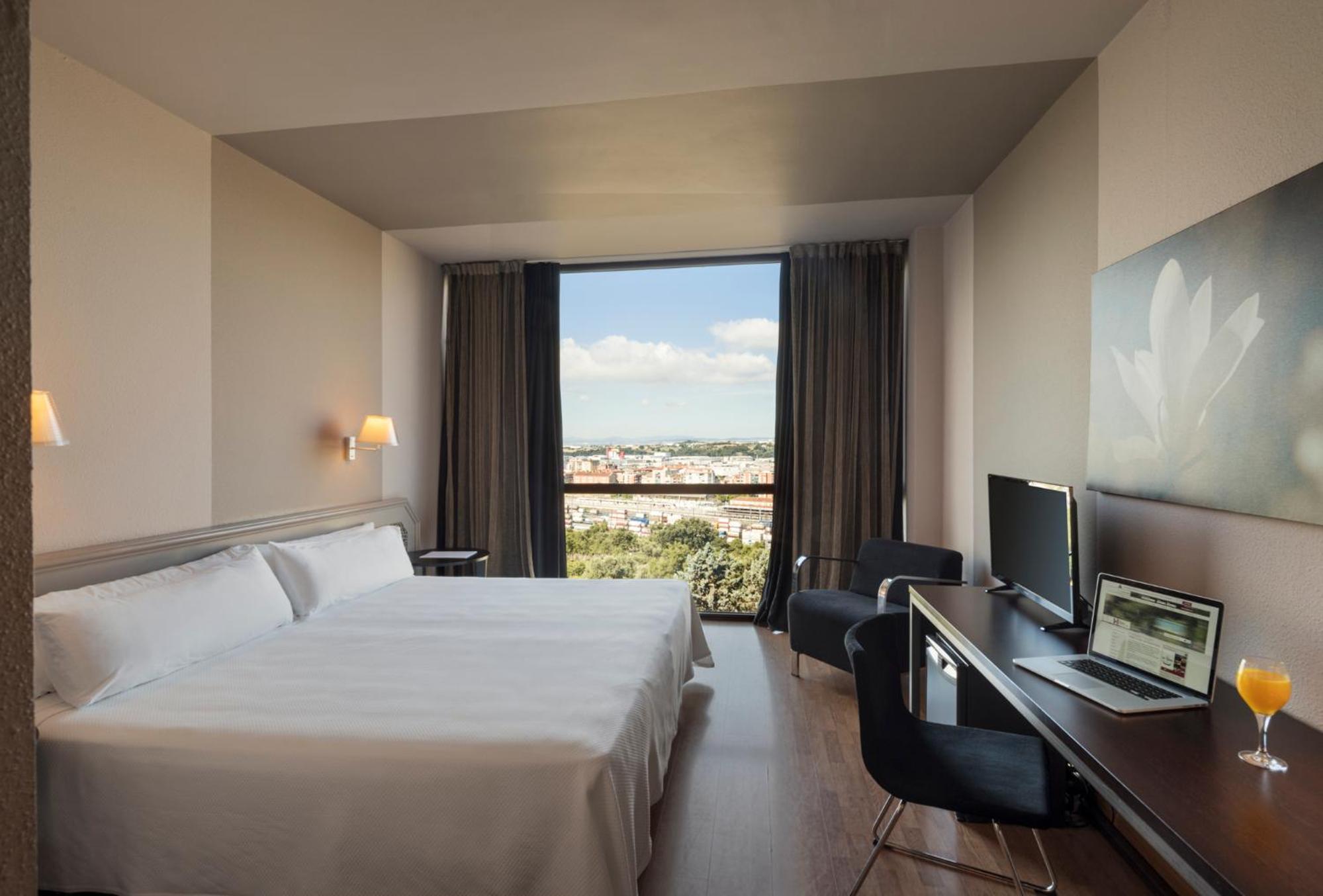 Twin Room - Photo 1