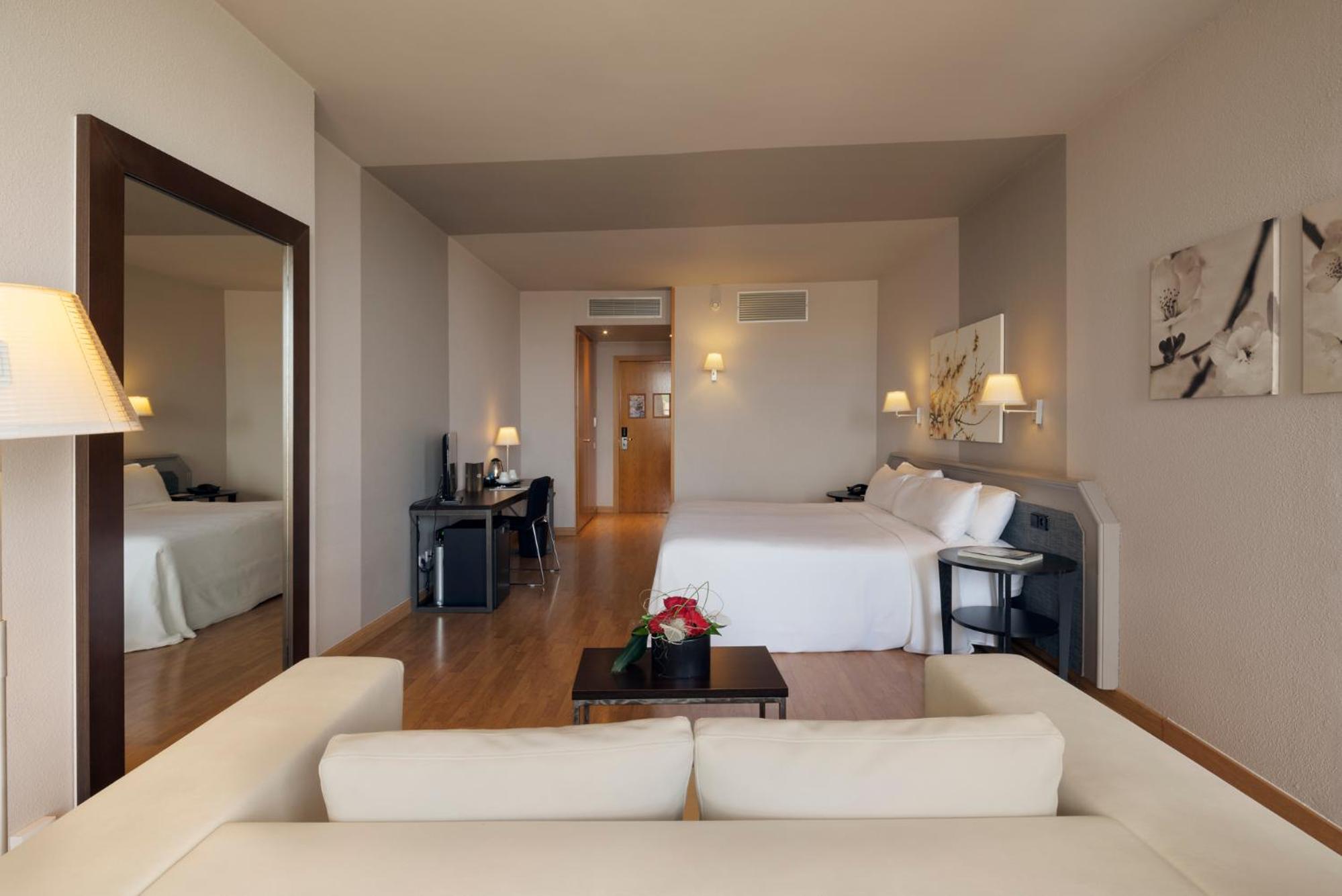 Superior Double Room - Photo 8