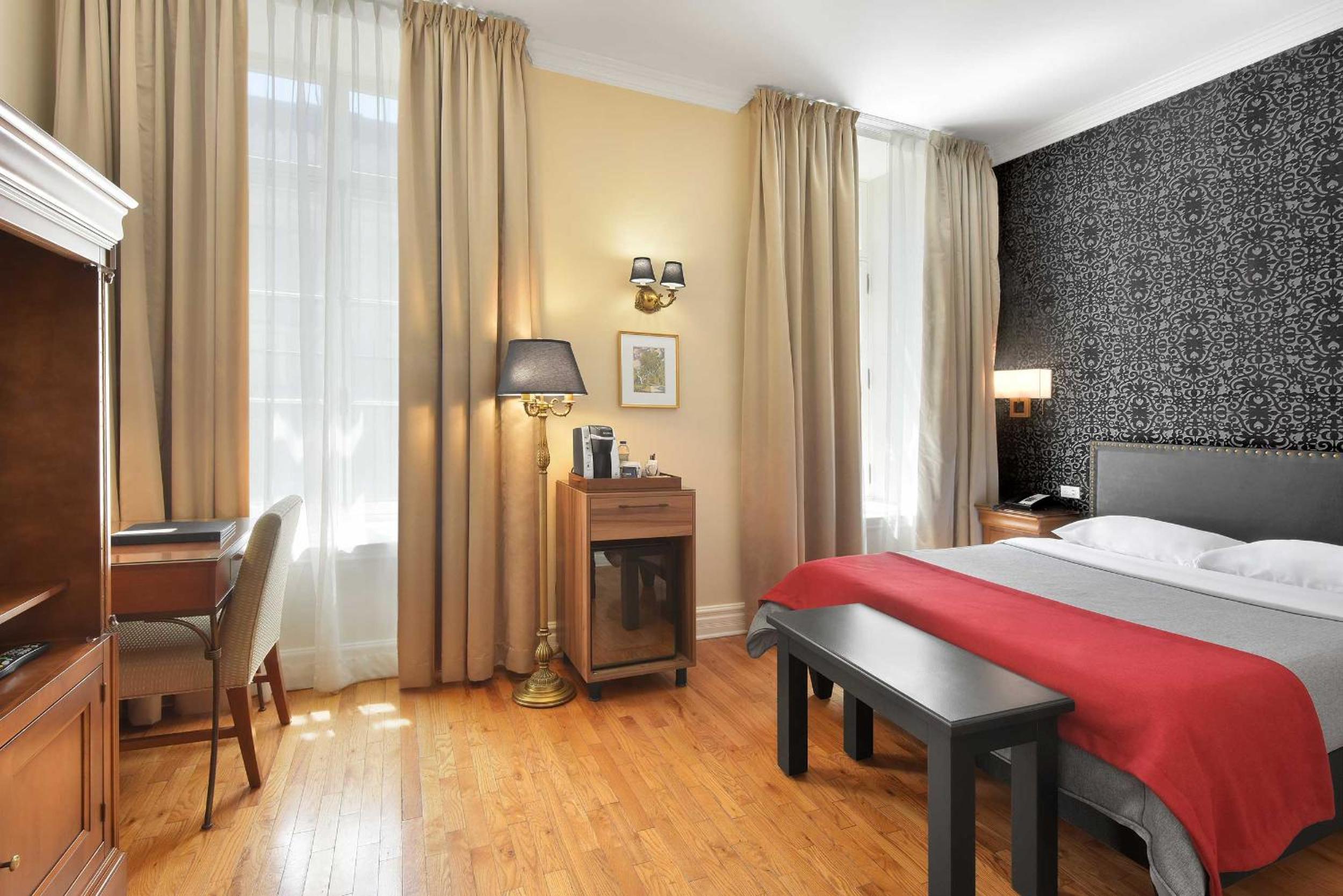 Standard Queen Room - Photo 1