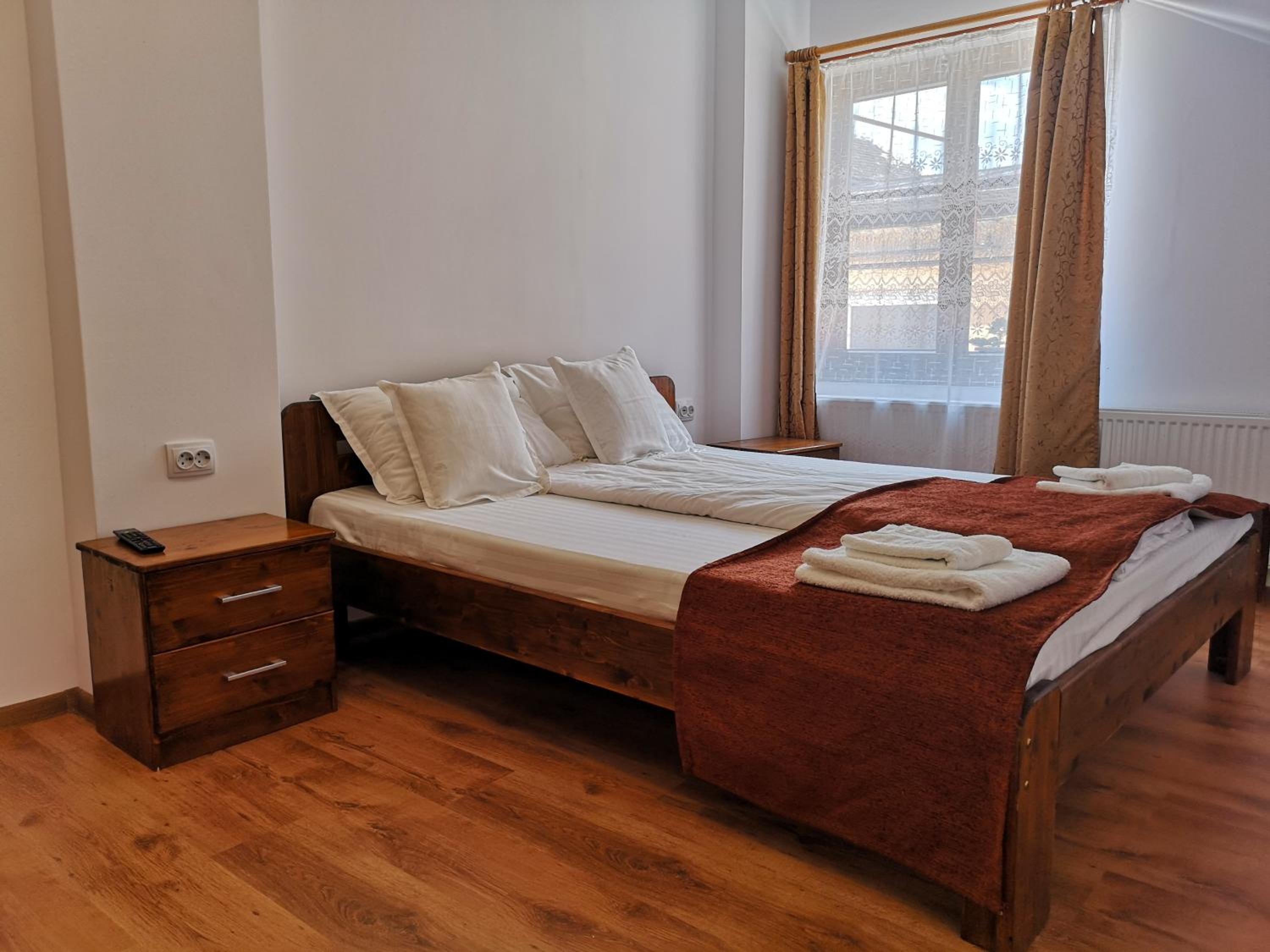 Double Room - Photo 19
