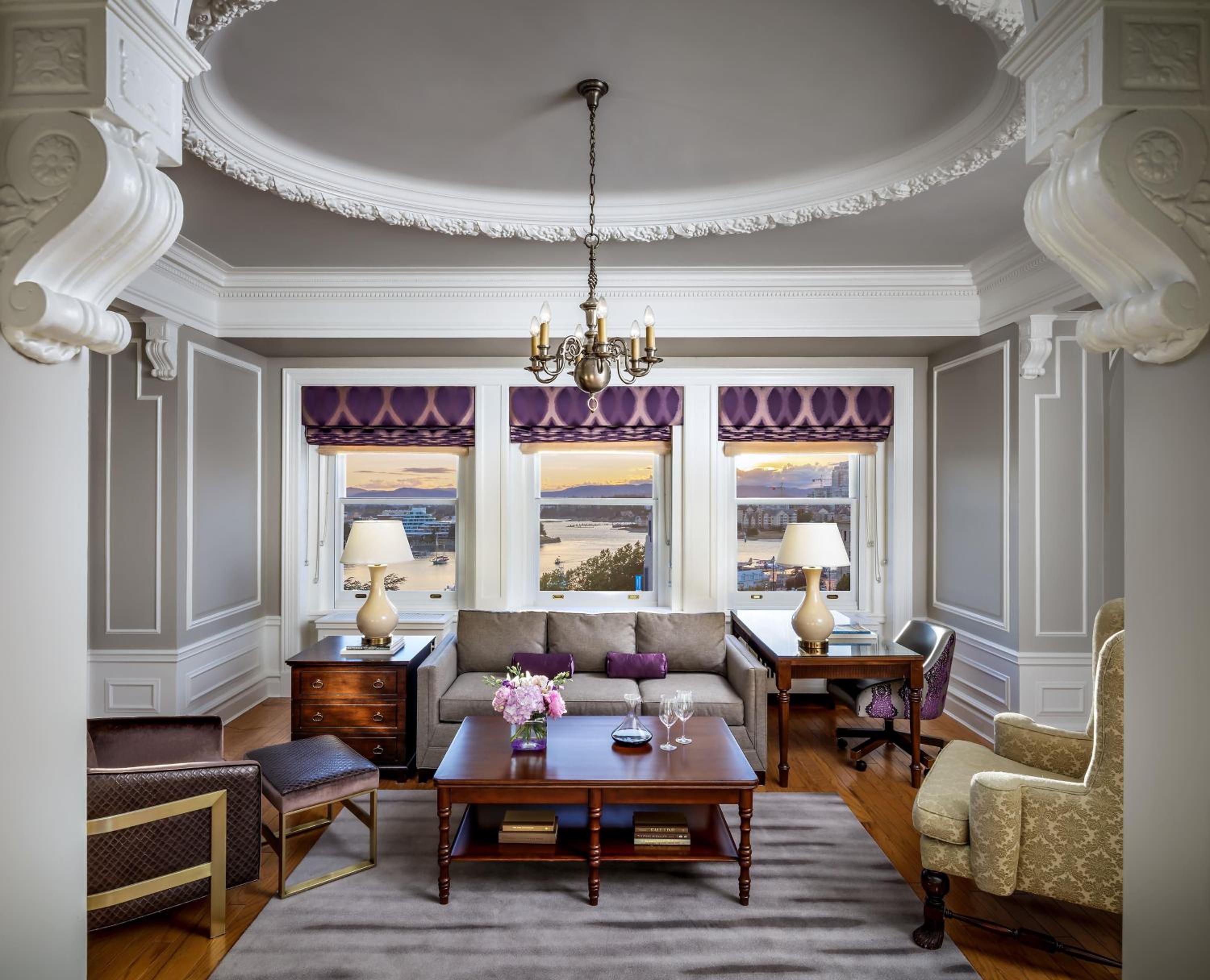 Signature One Bedroom Harbor View Suite 1 King, 1 Sofa Bed