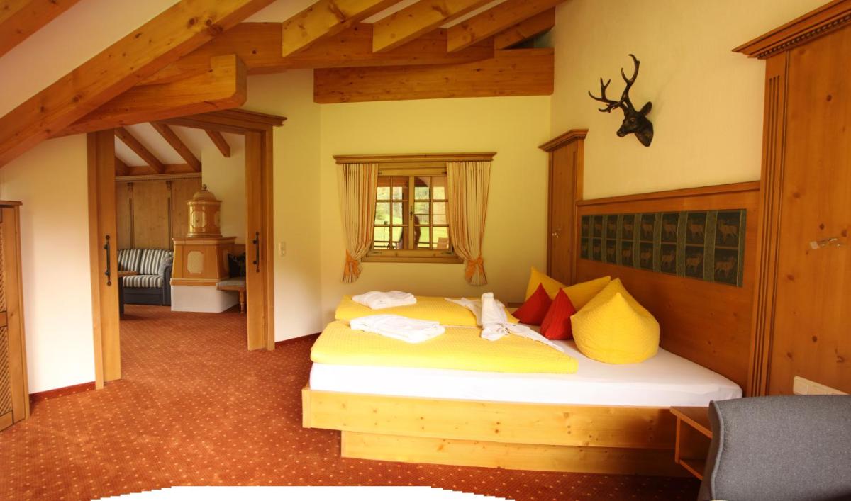 Suite with Mountain View