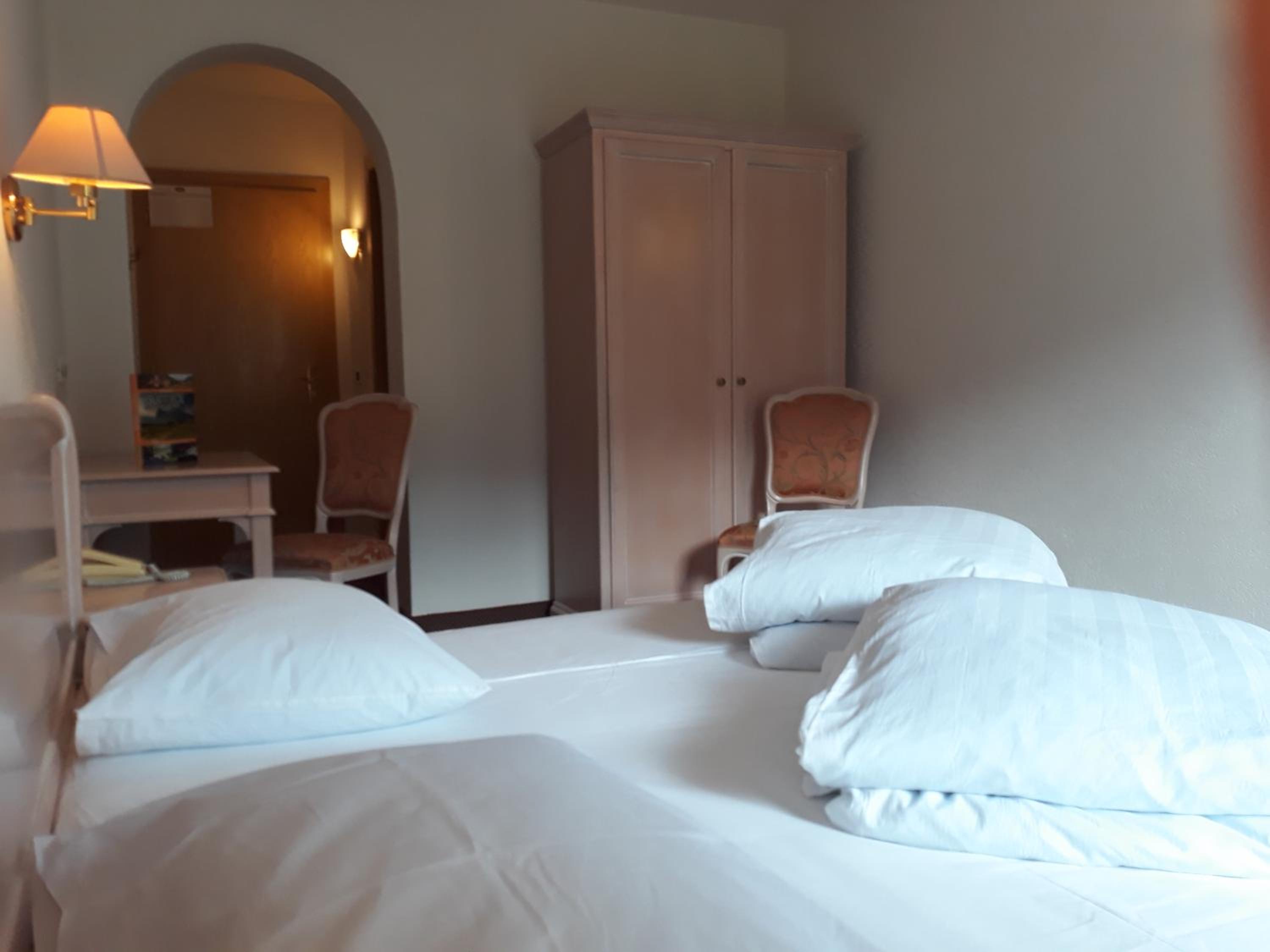 Double Room - Photo 15