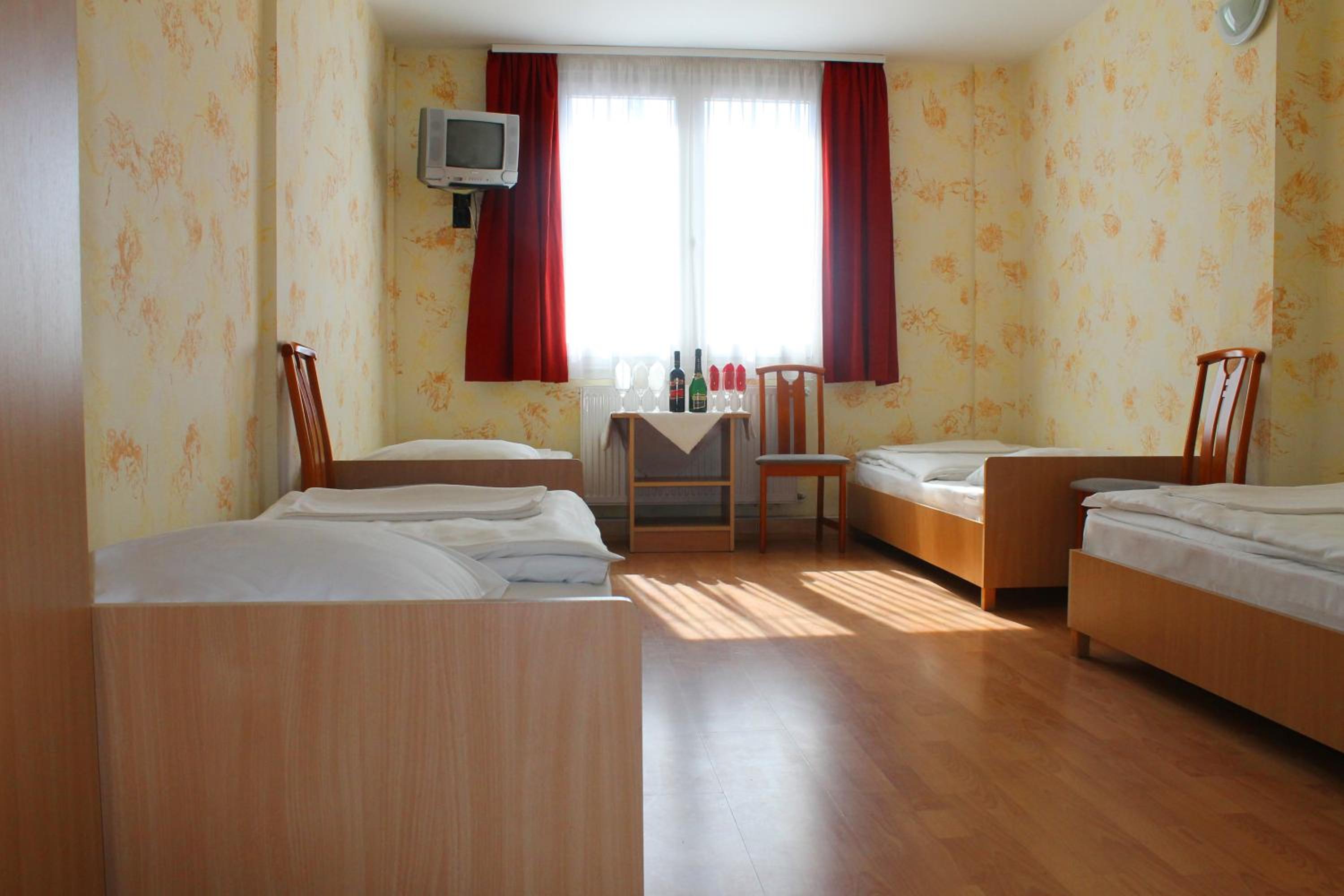 Quadruple Room photo 1