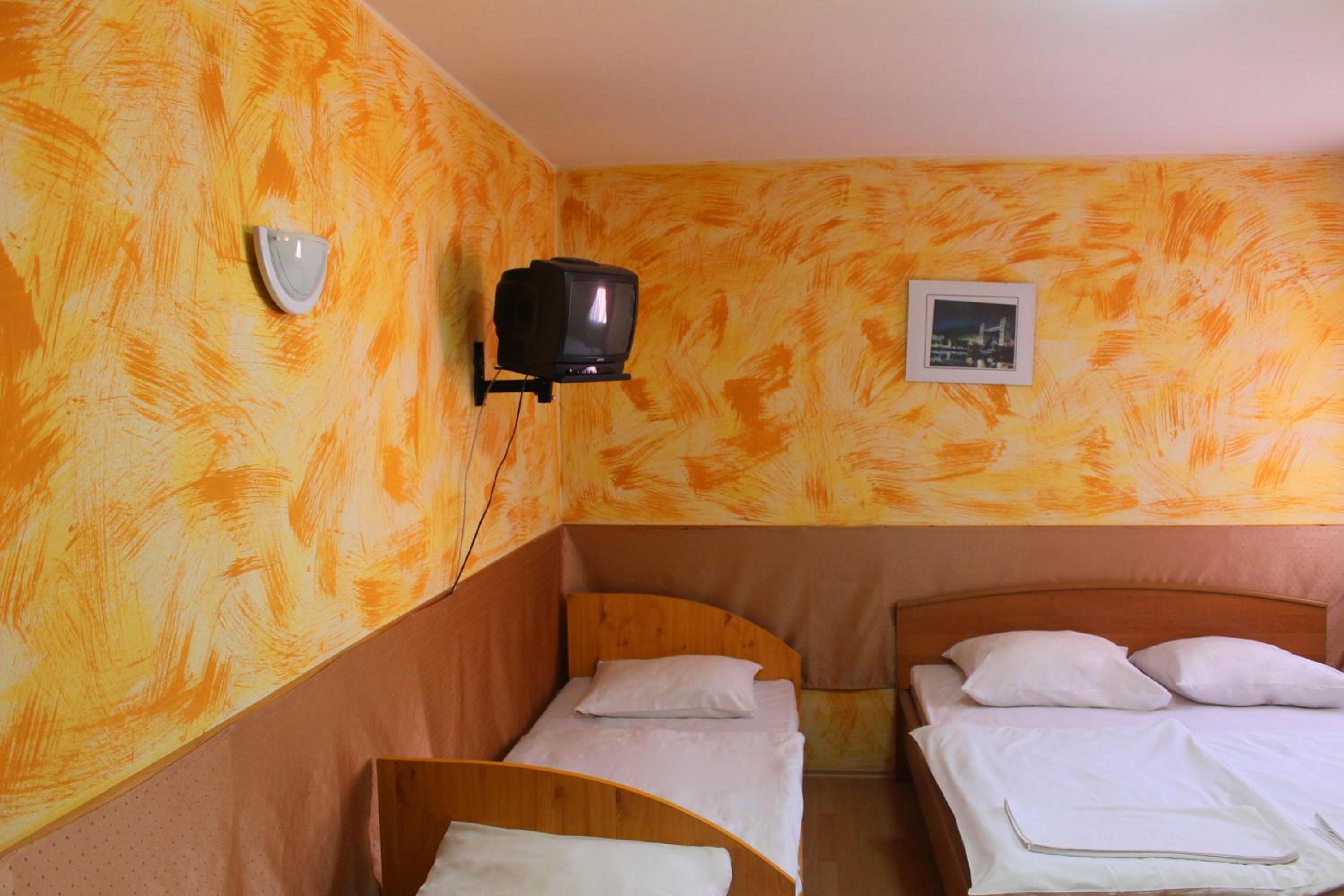 Quadruple Room photo 2