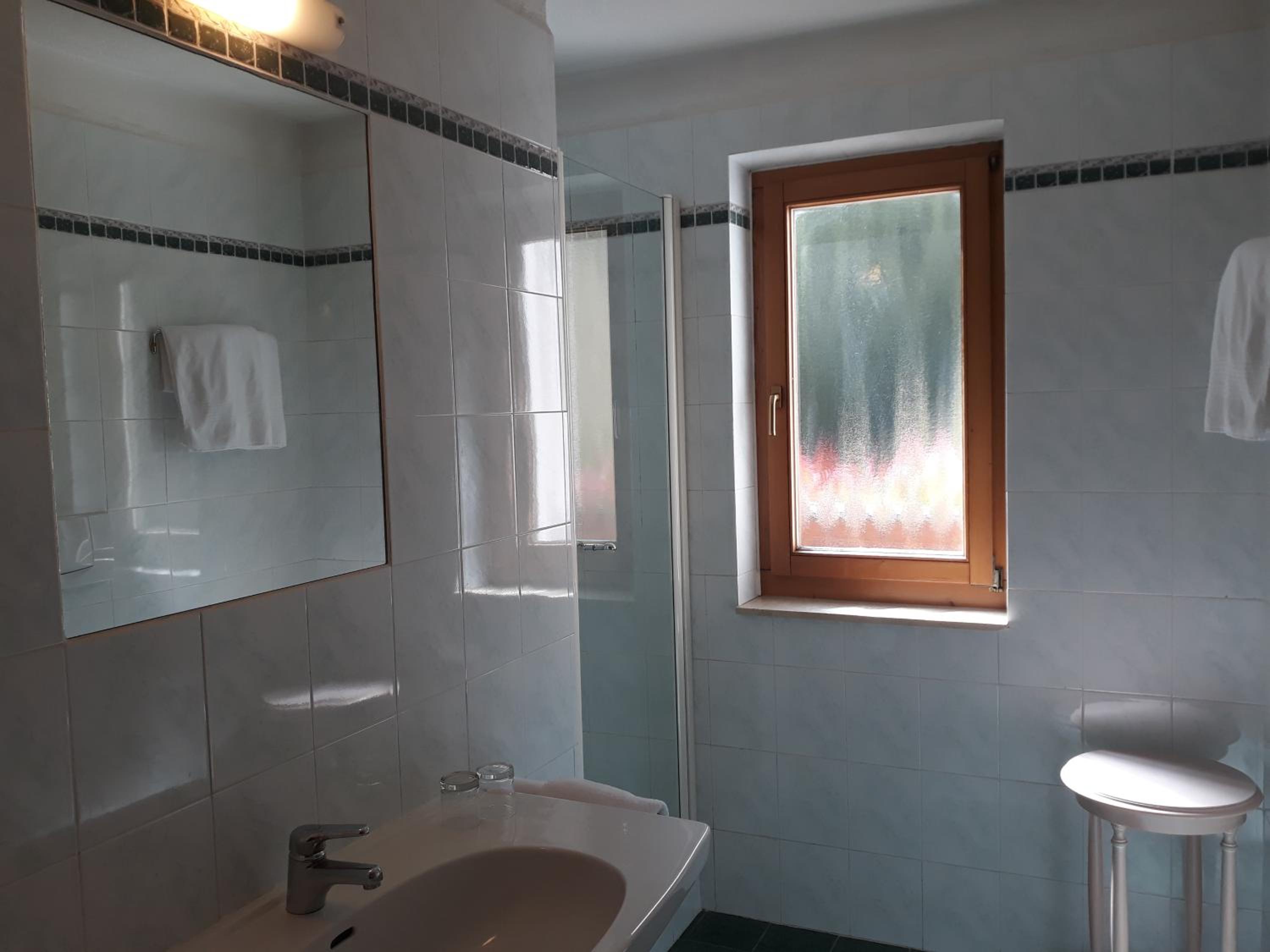 Double Room - Photo 14