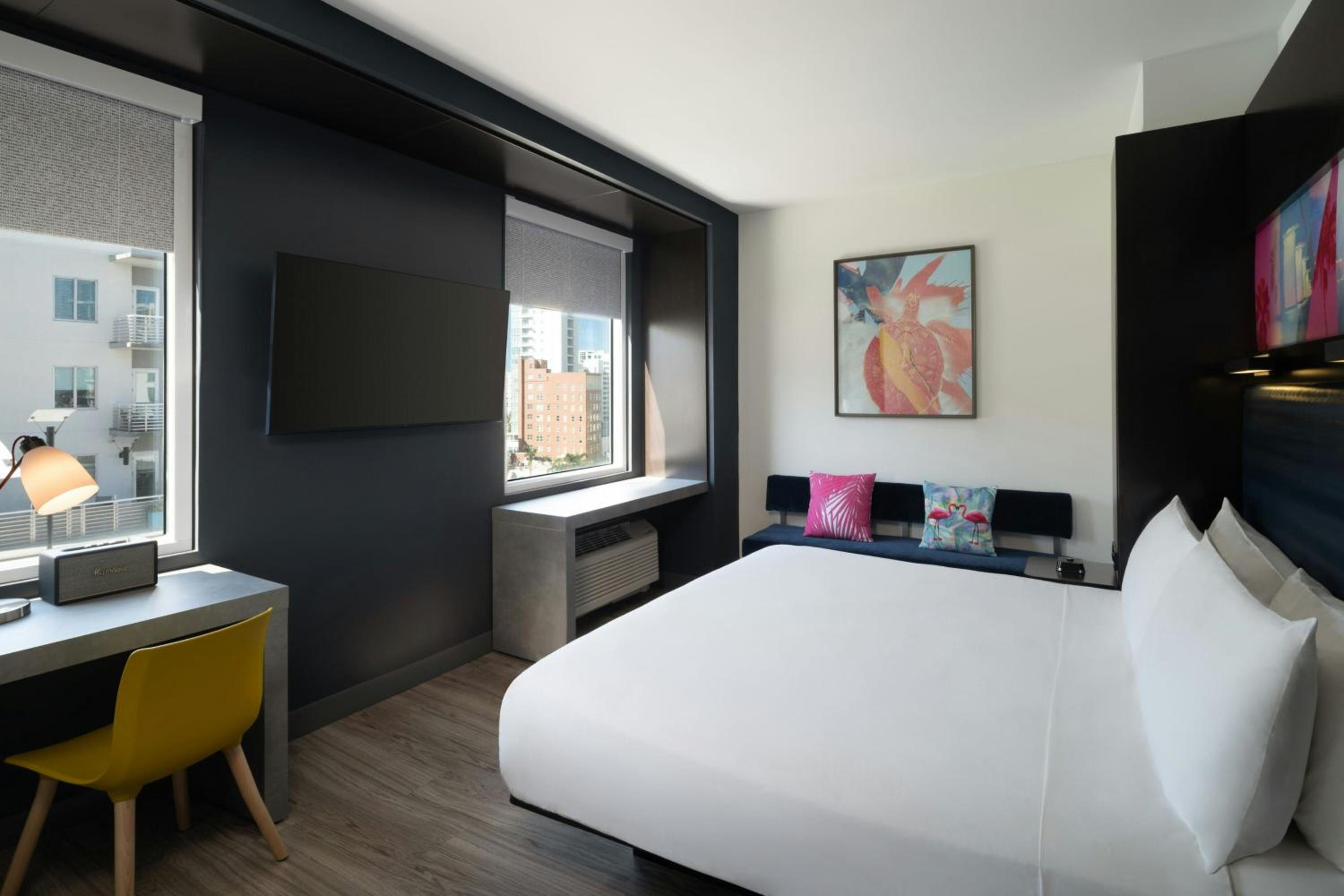 King Room - Hearing Accessible