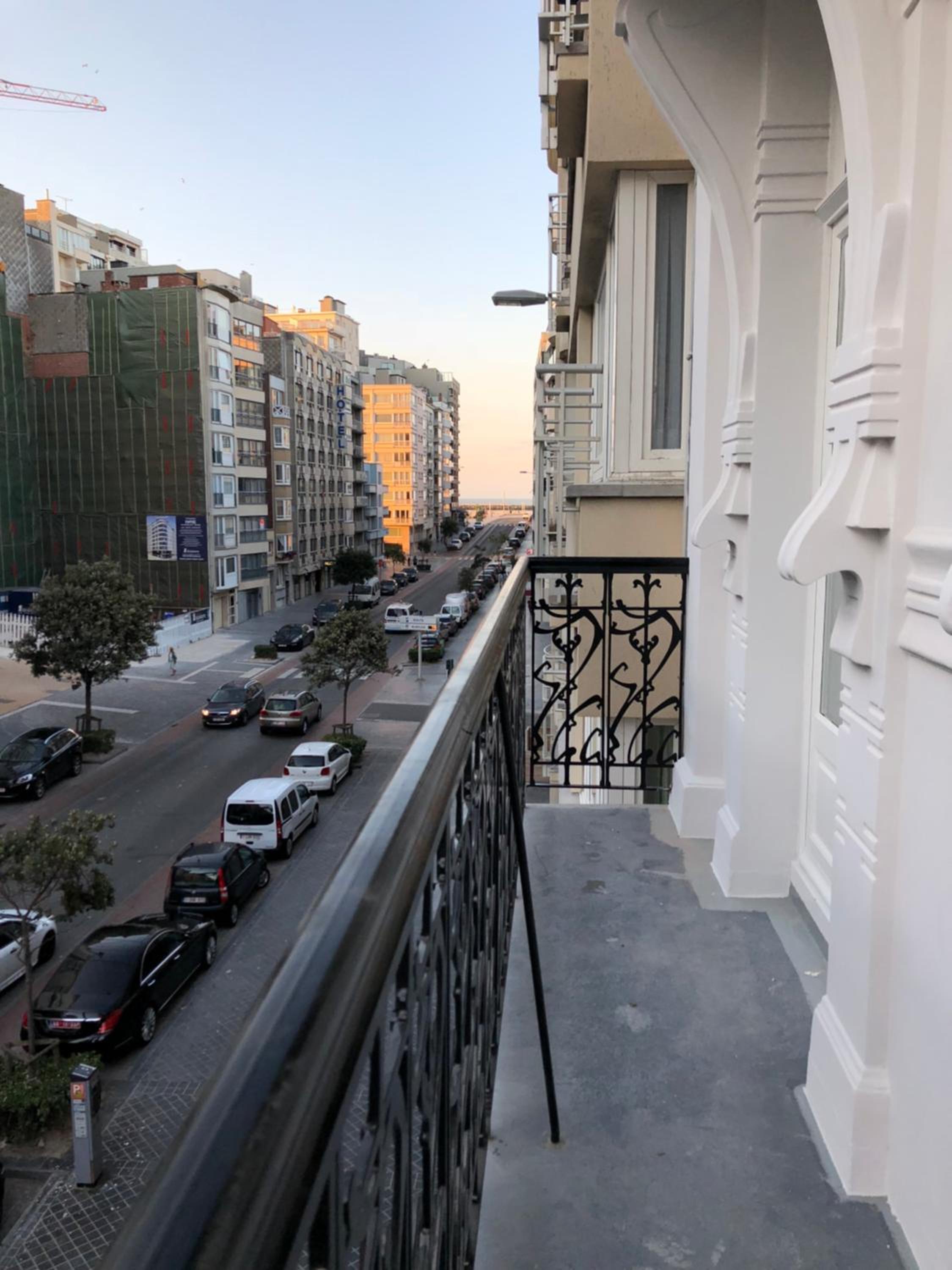 Deluxe Studio with Terrace - Photo 15