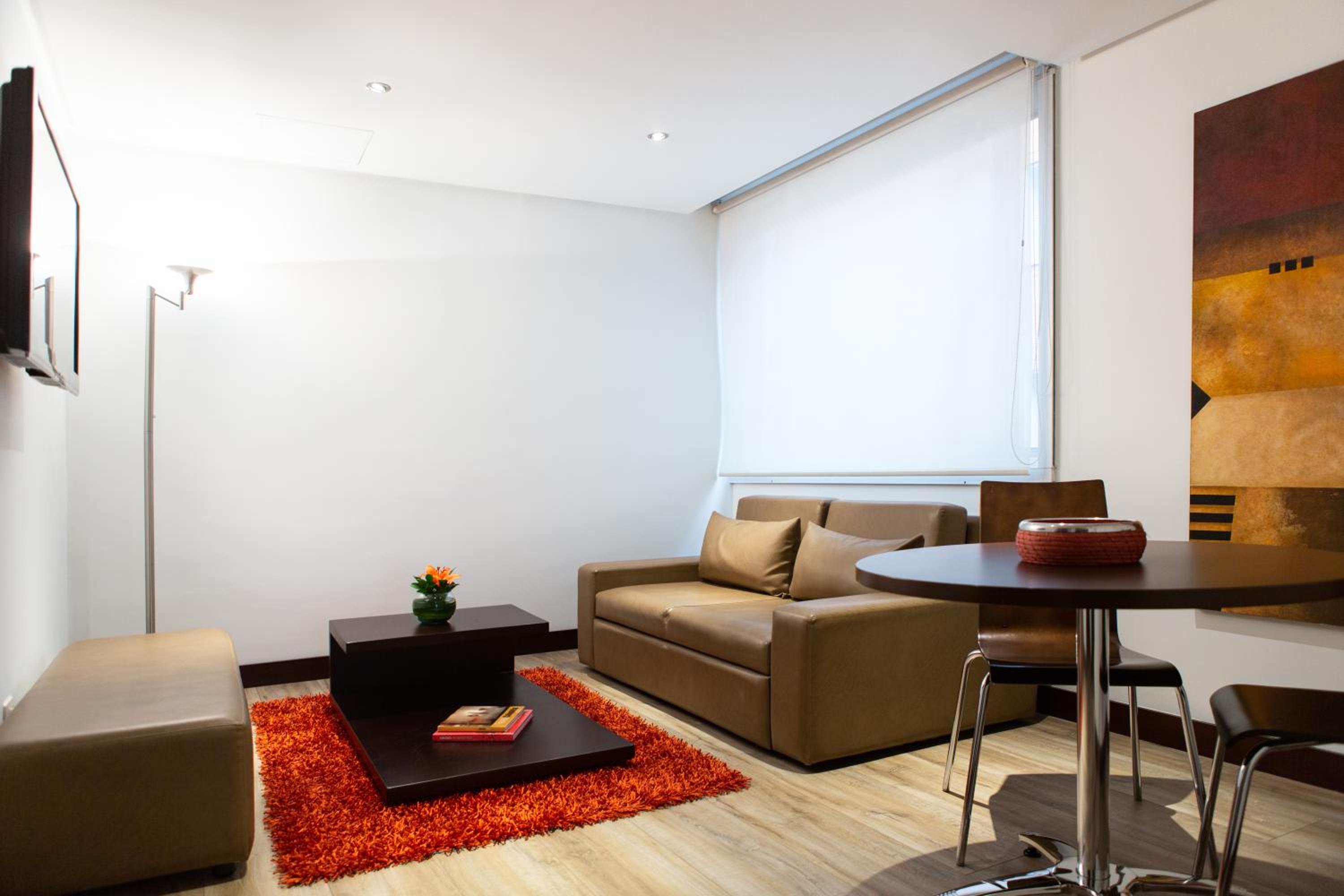 King Suite - Photo 8