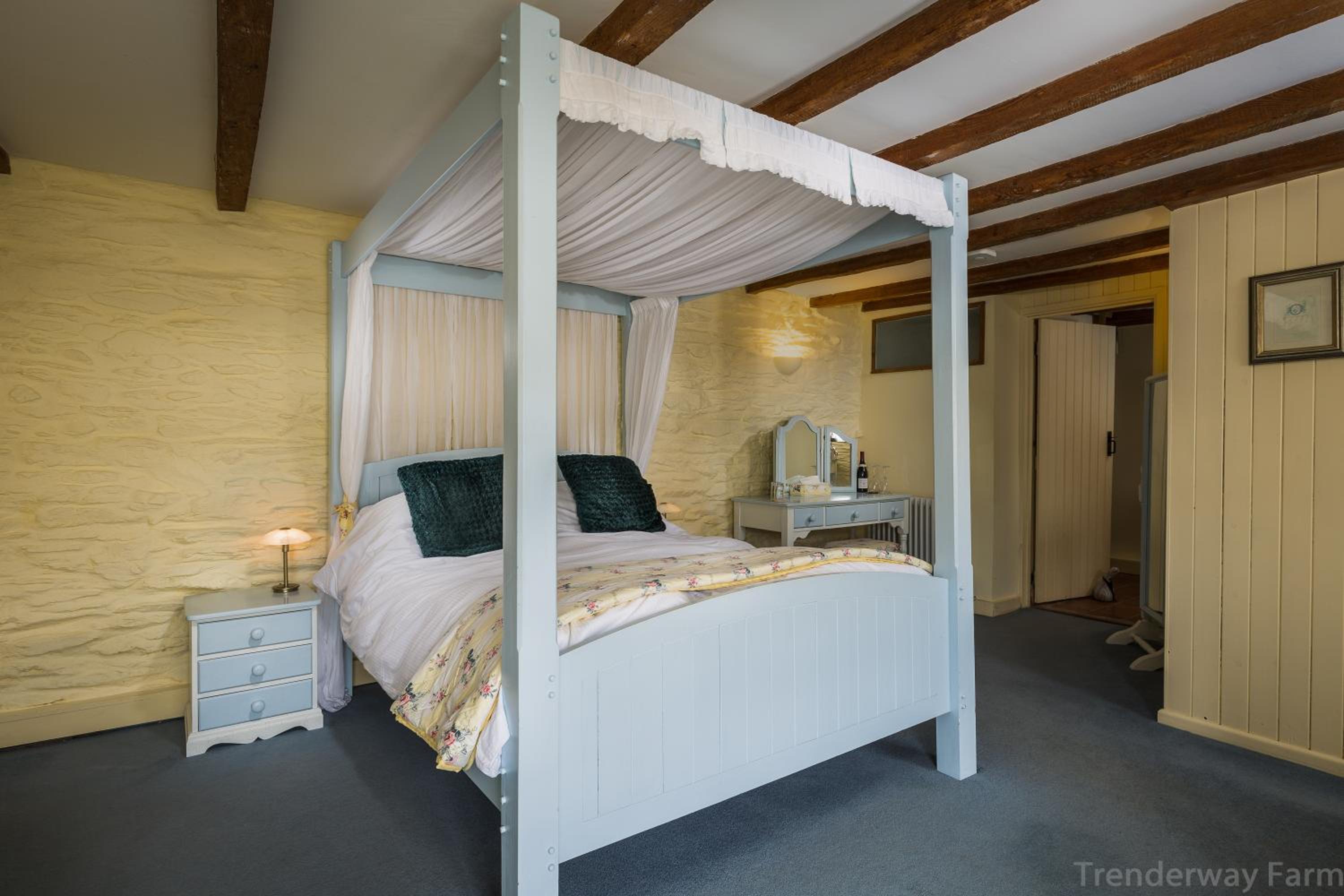 Deluxe Double Room photo 3