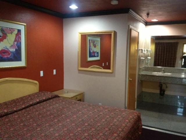King Room - Photo 7