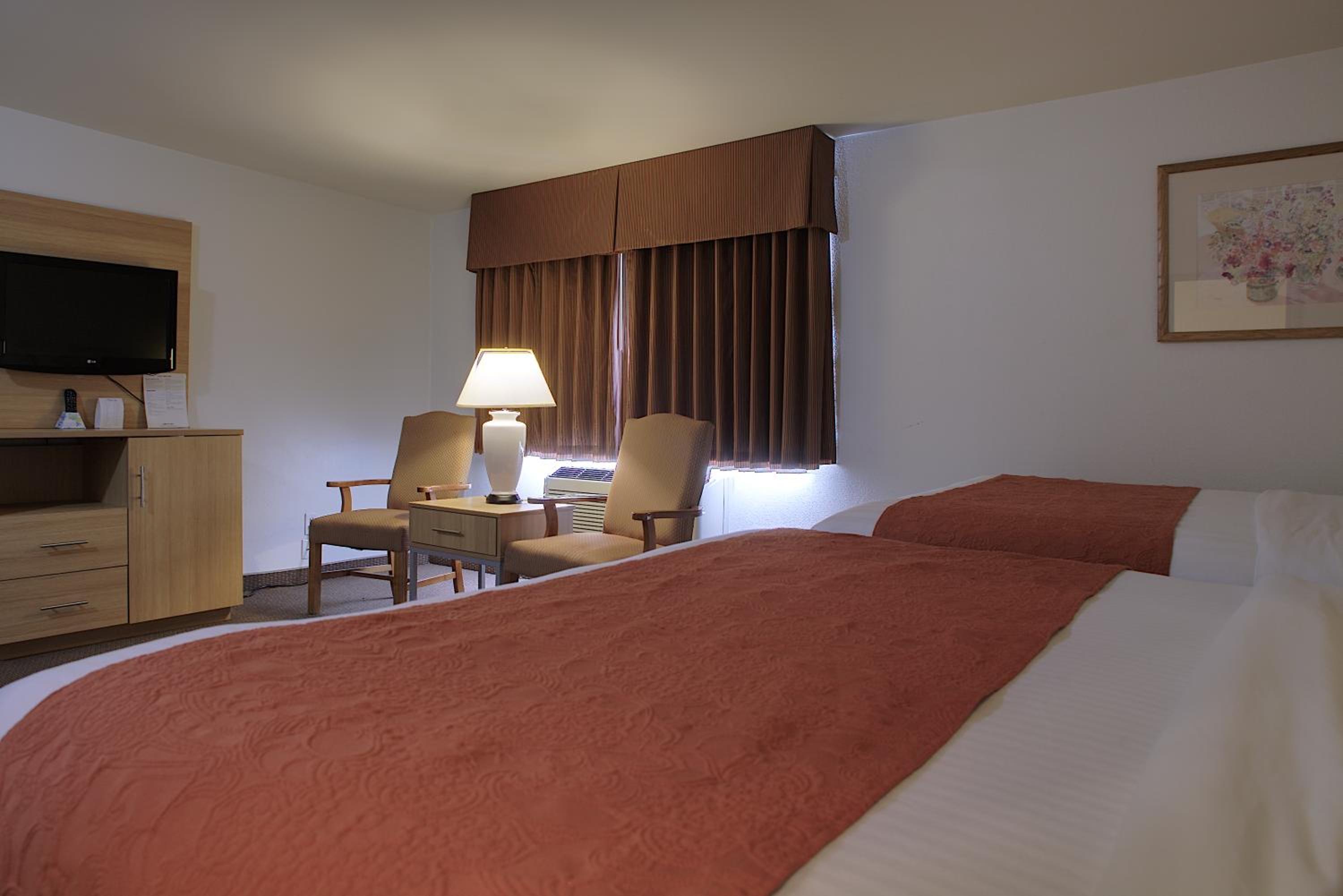 Queen Room with Two Queen Beds with Kitchen