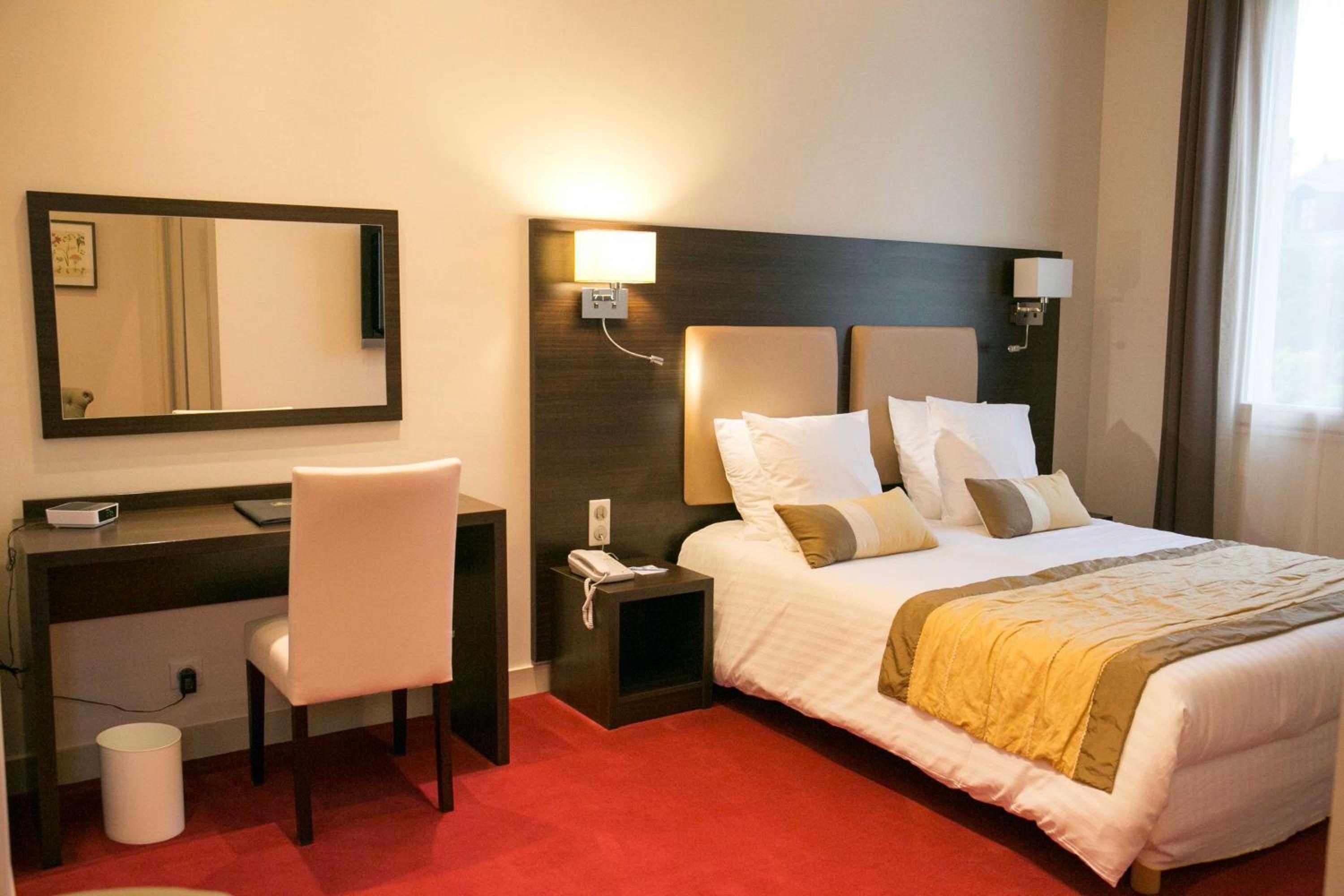 Superior Queen Room