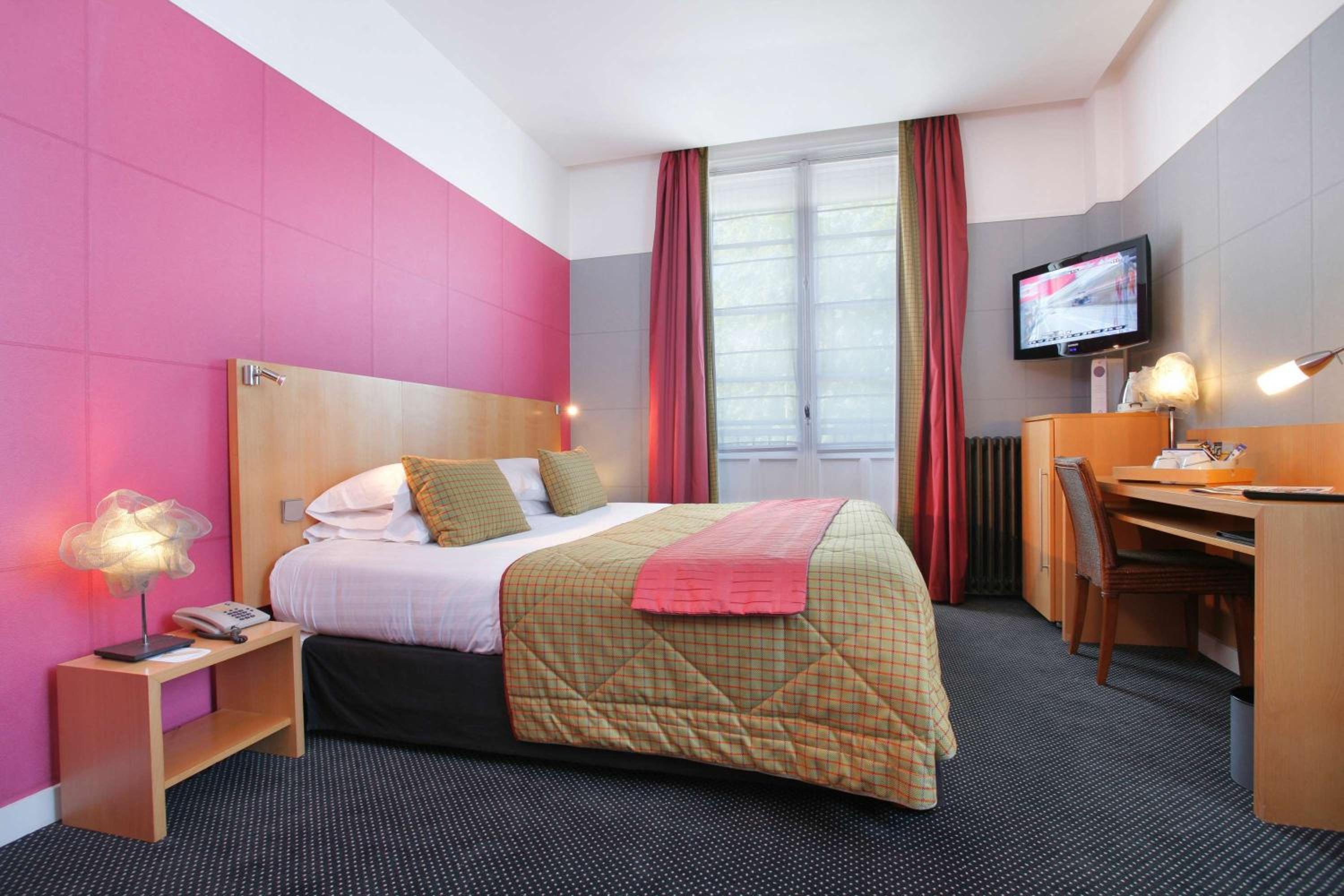 Executive King Room with River View - Photo 8