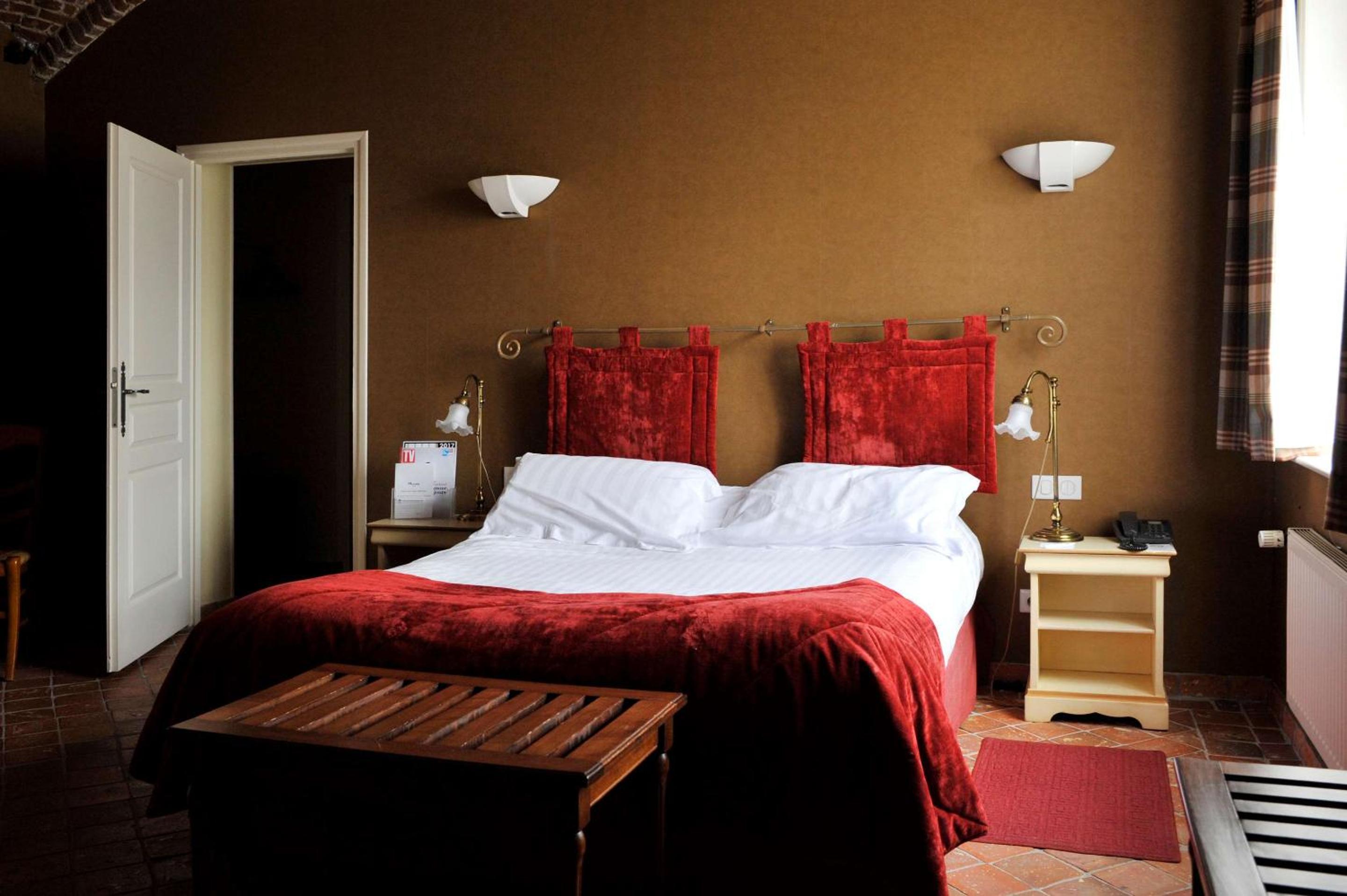 Queen Room - Photo 9