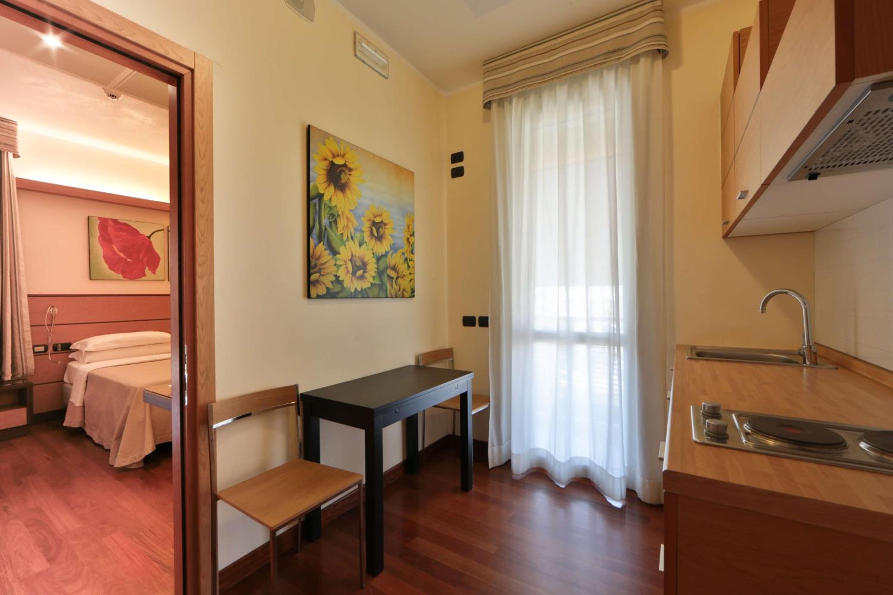 Apartment with Queen and Single Bed - Annex - Photo 7