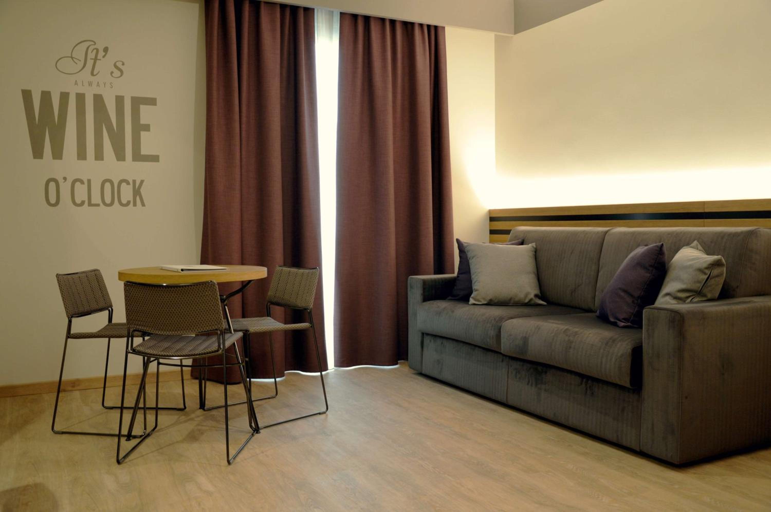 King Suite with Sofa Bed