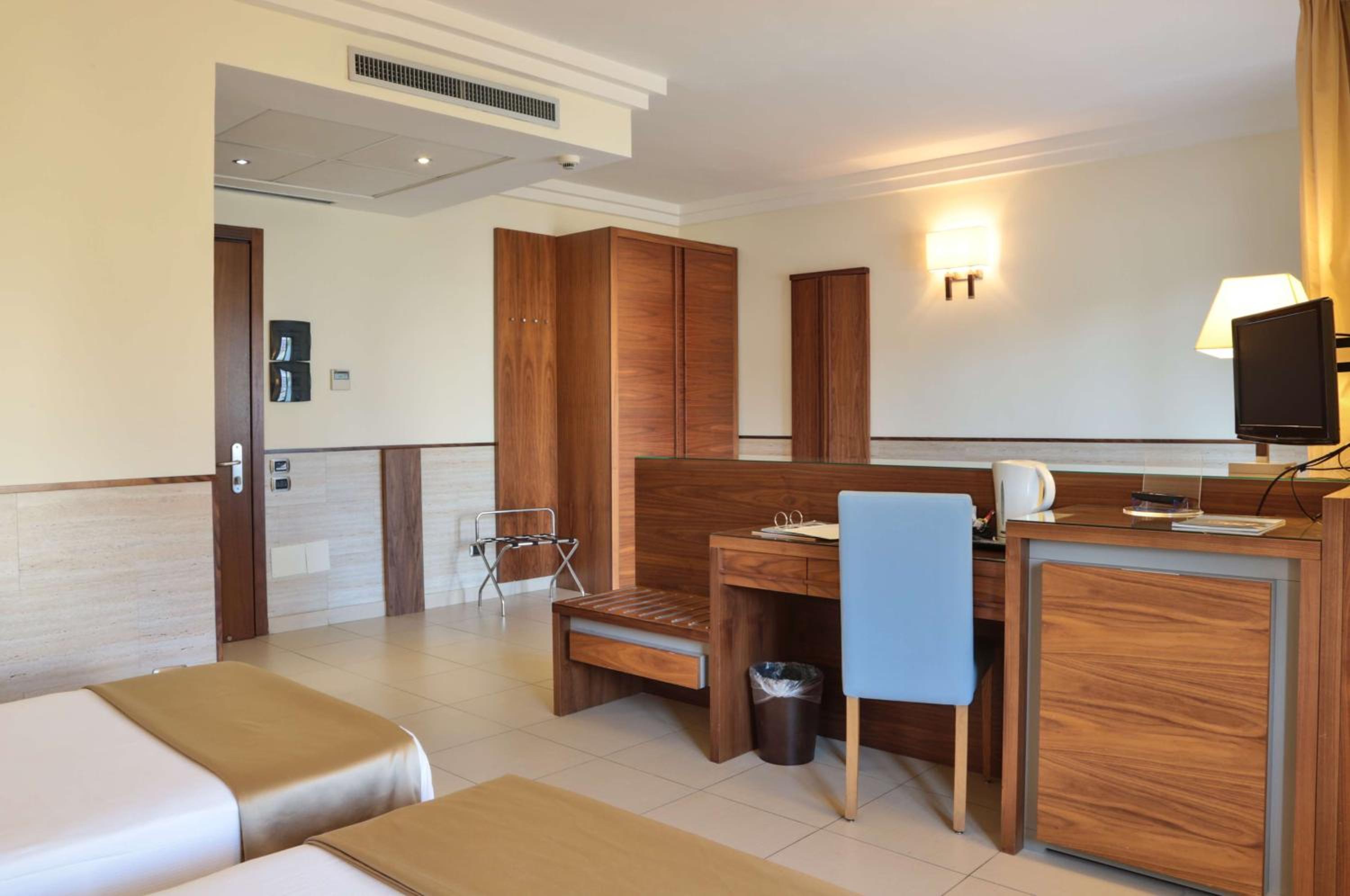 Junior Suite - Photo 1