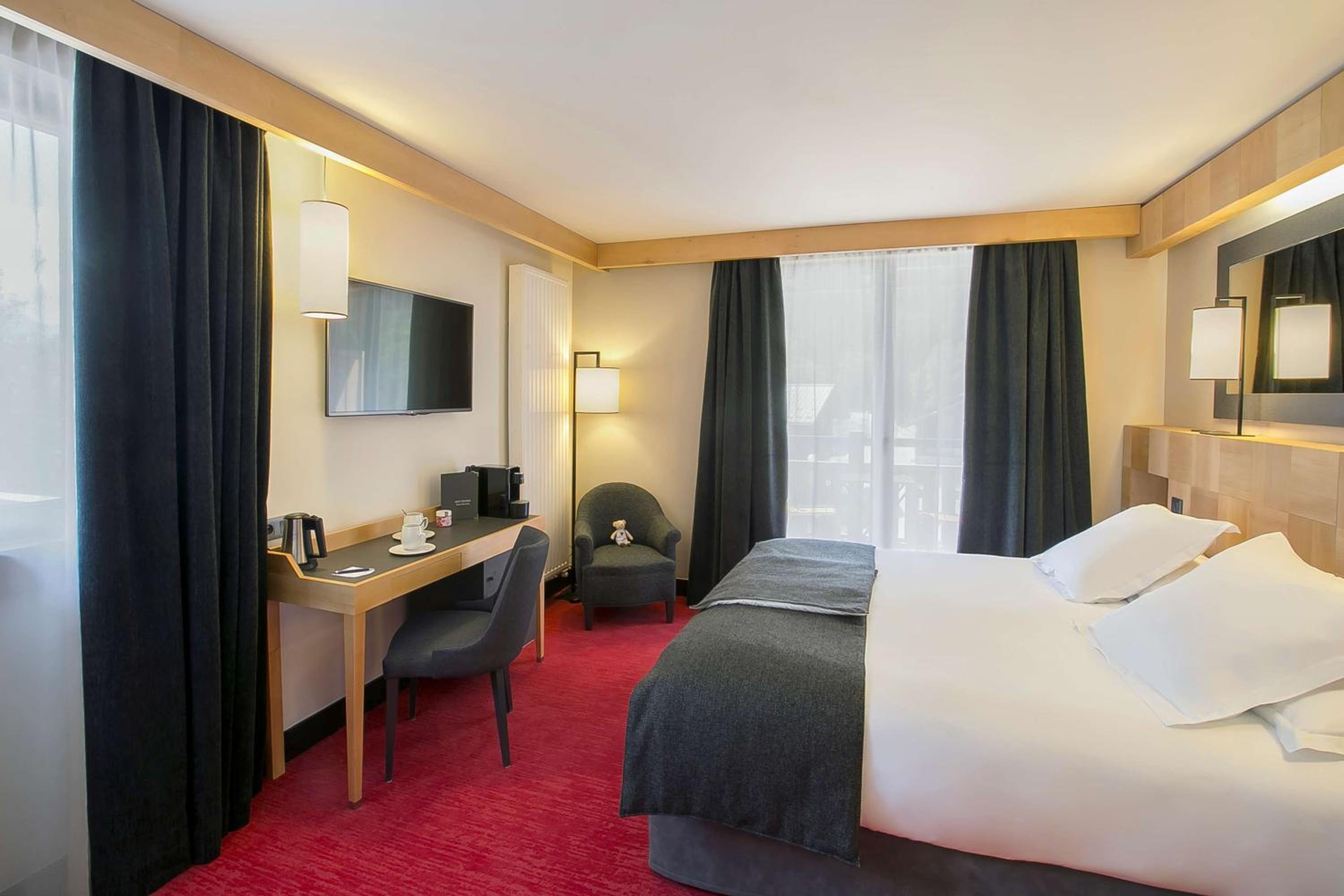 Deluxe Double Room - Photo 1