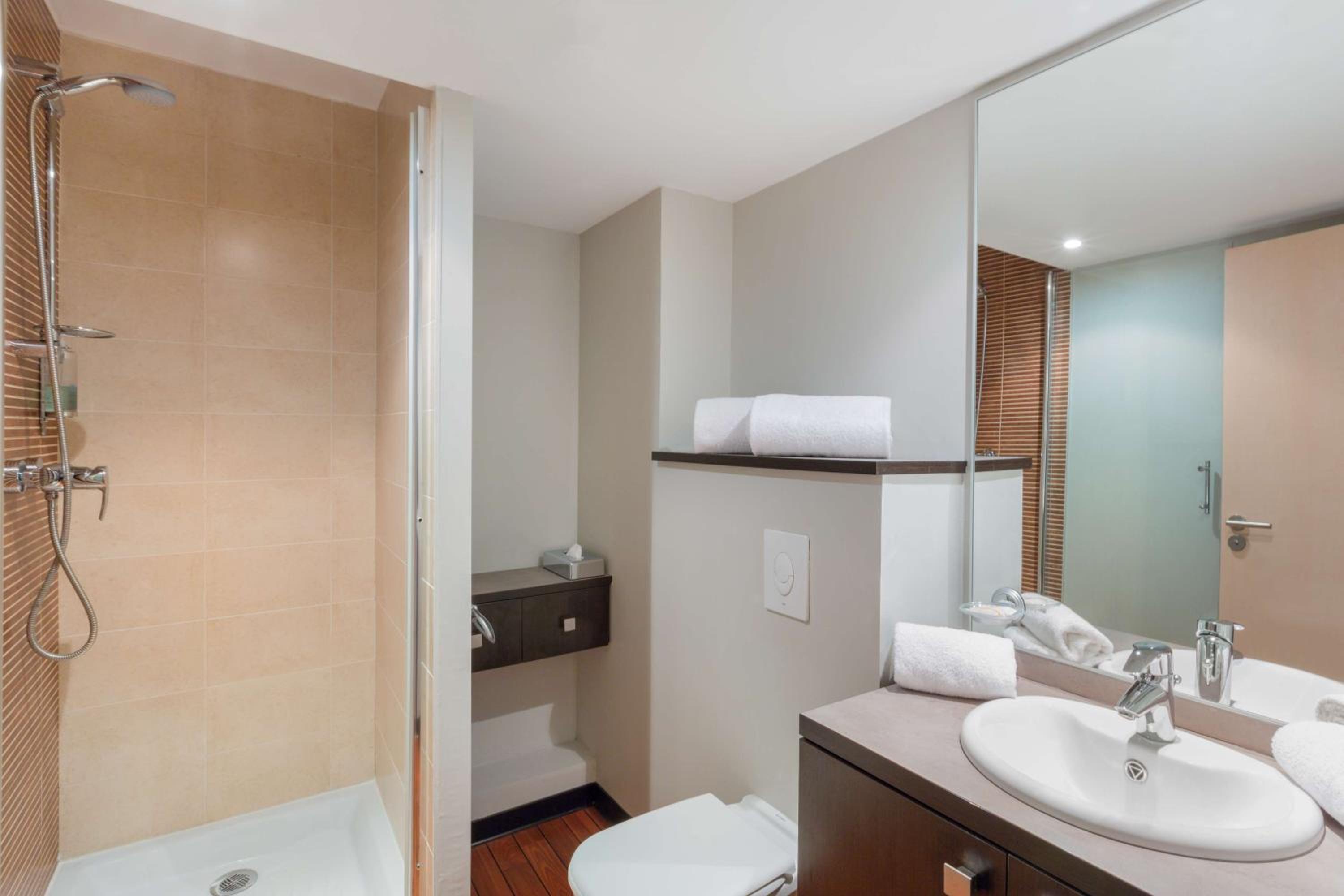 Comfort King Room - Photo 3