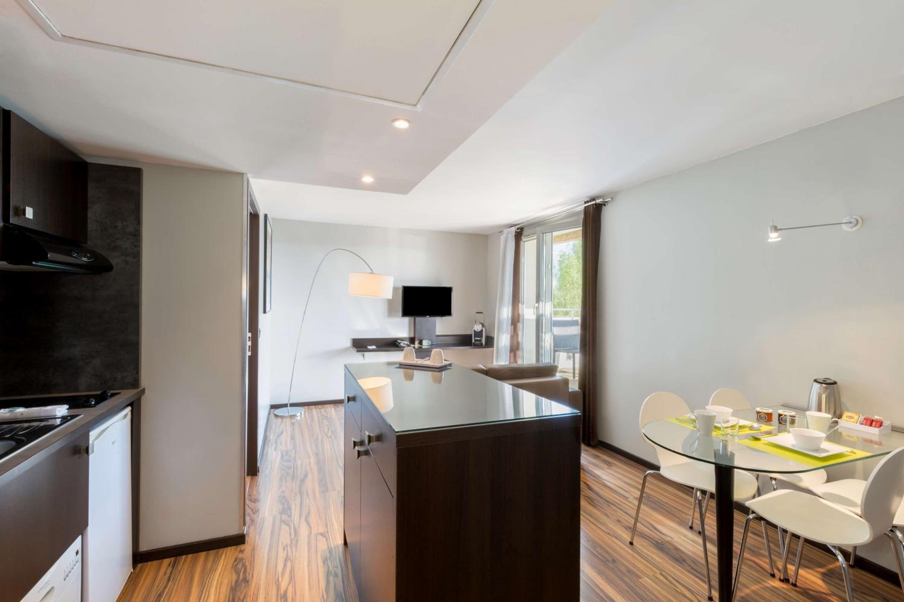 Executive Queen Suite photo 2