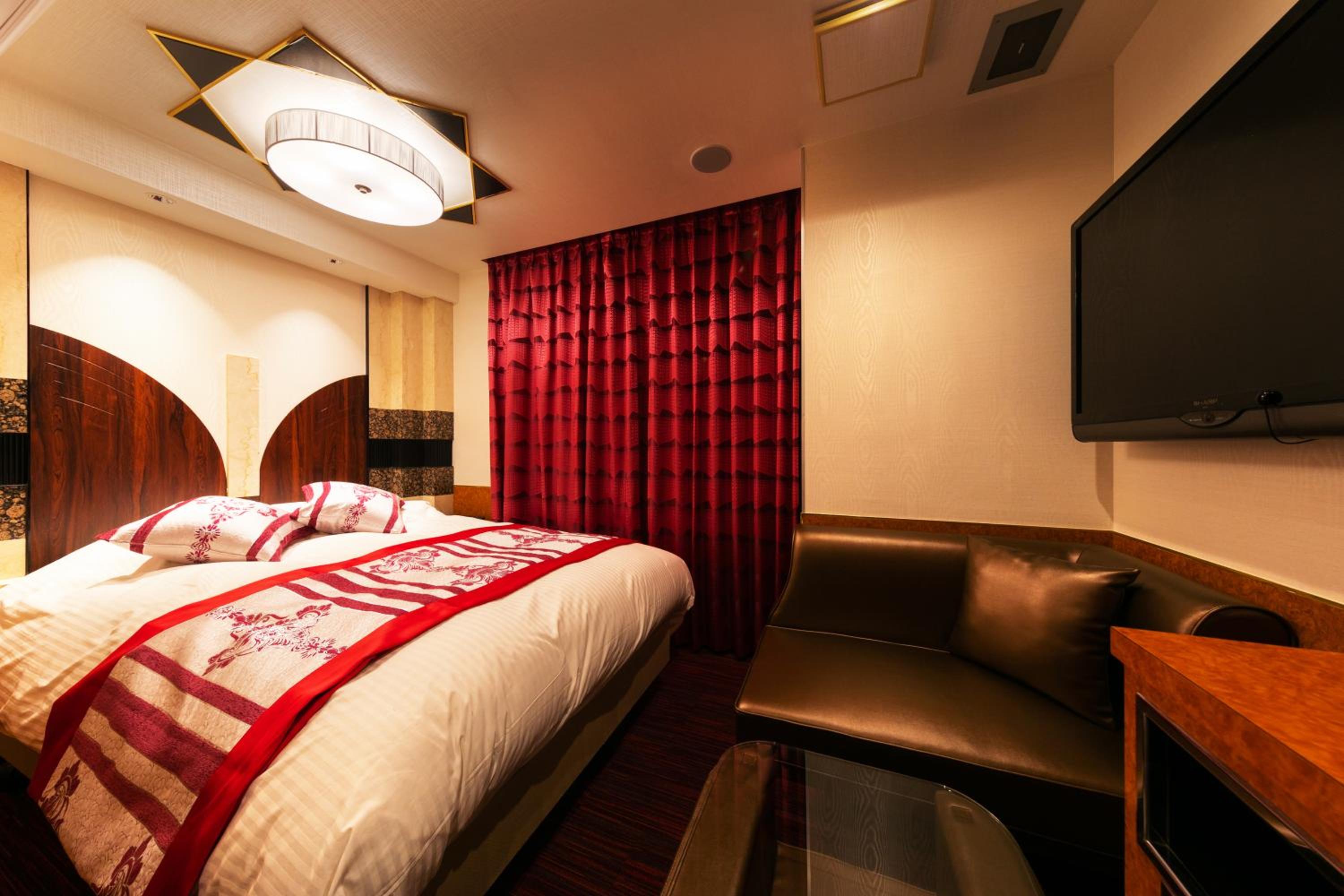 Economy Double Room - Photo 6