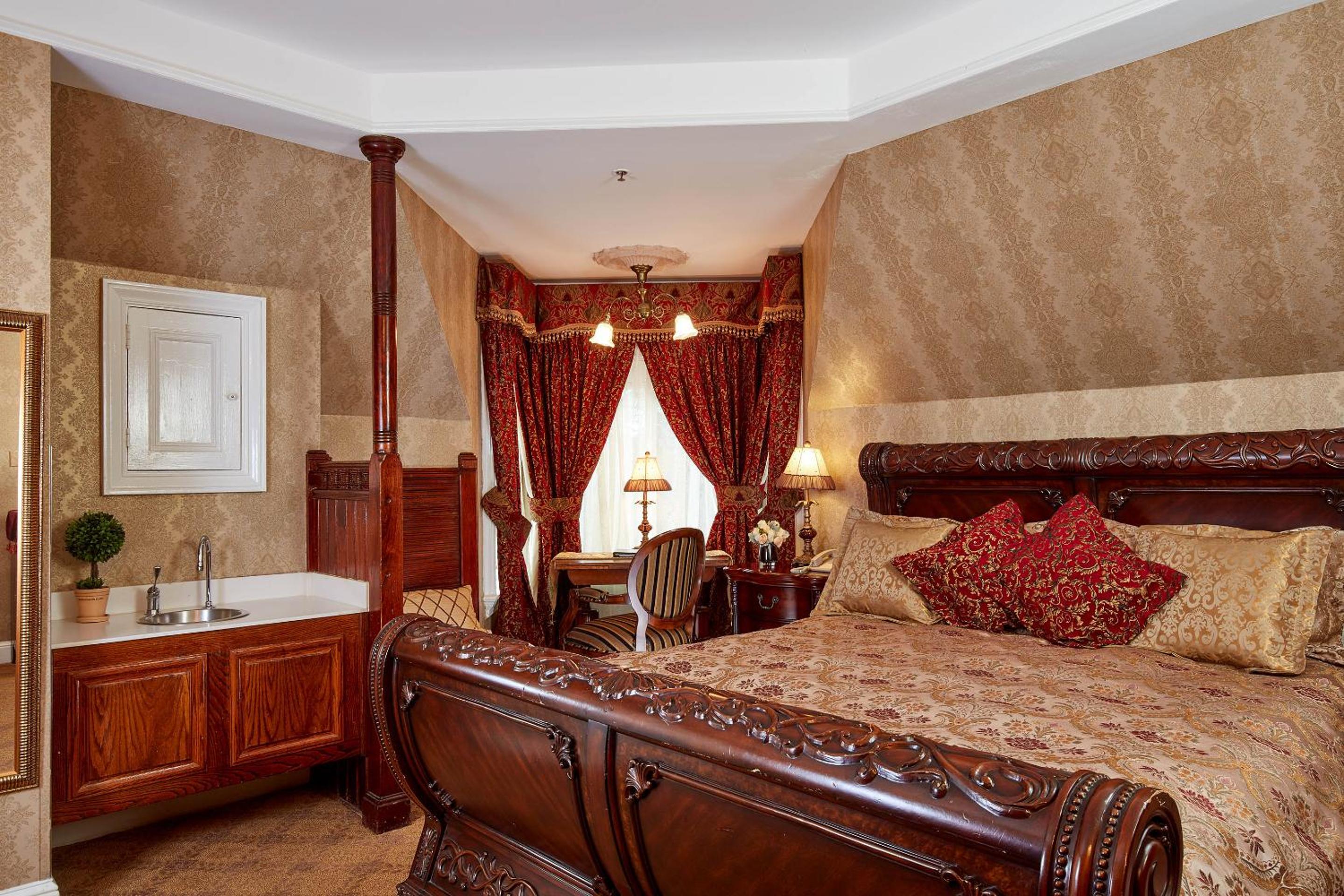 Superior King Room - Photo 1