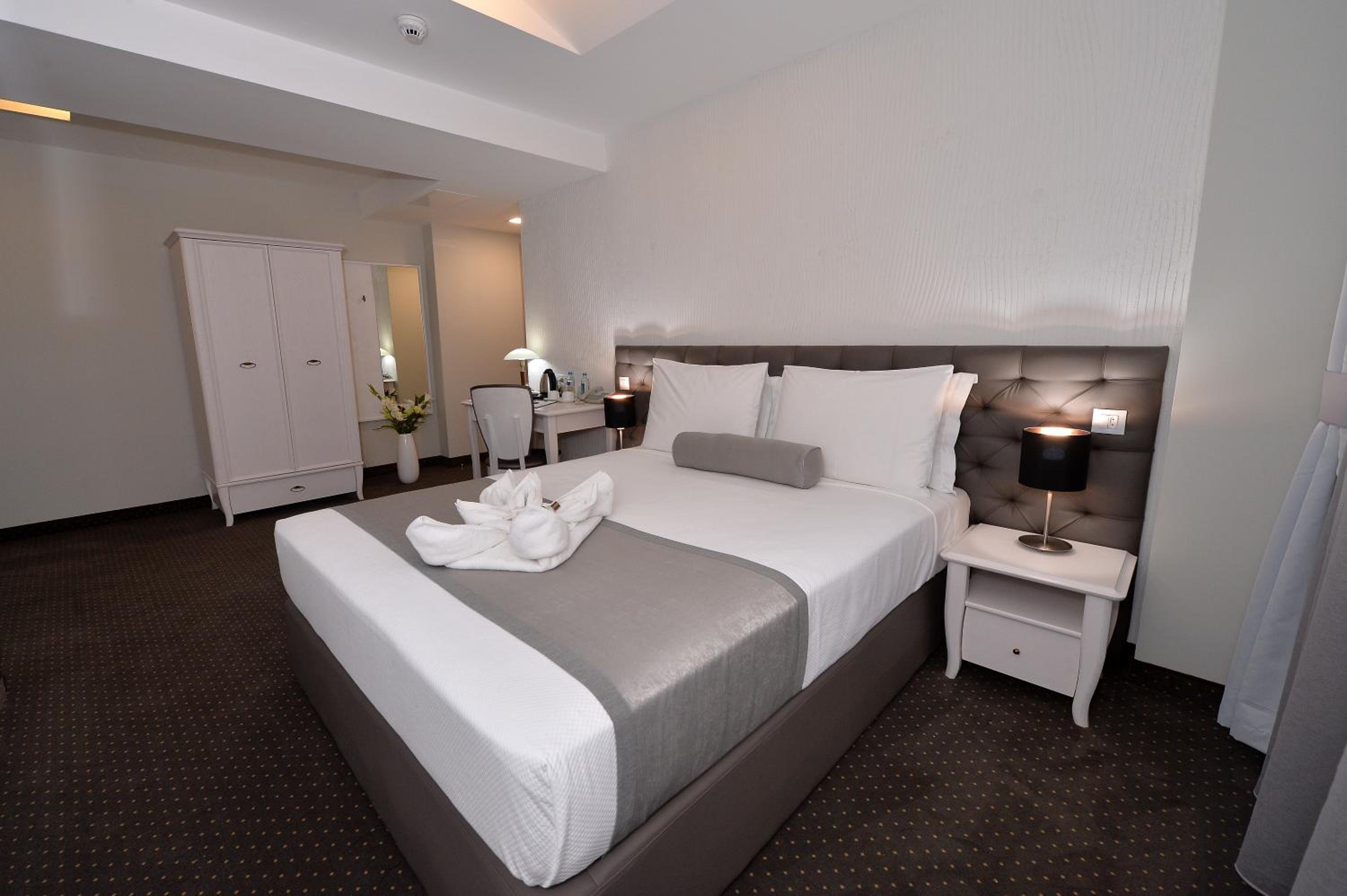 Economy Double or Twin Room photo 1