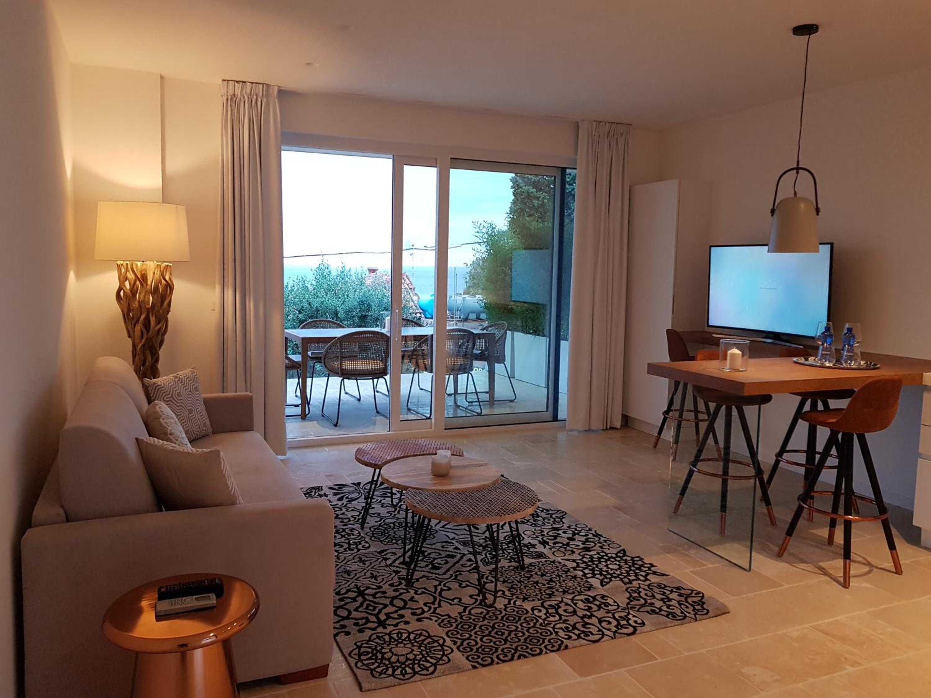 Apartment with Sea View