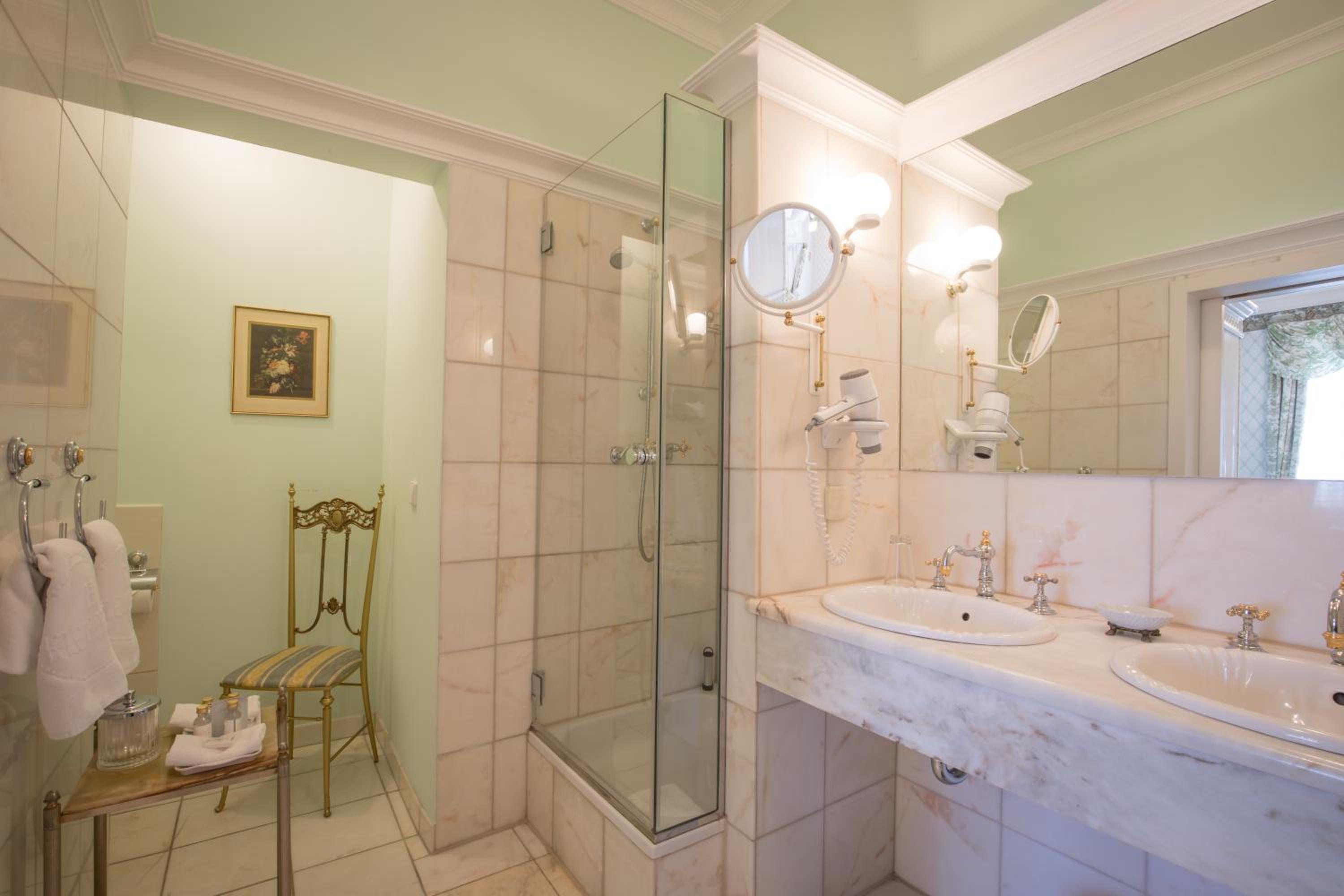 Junior Suite - Photo 19