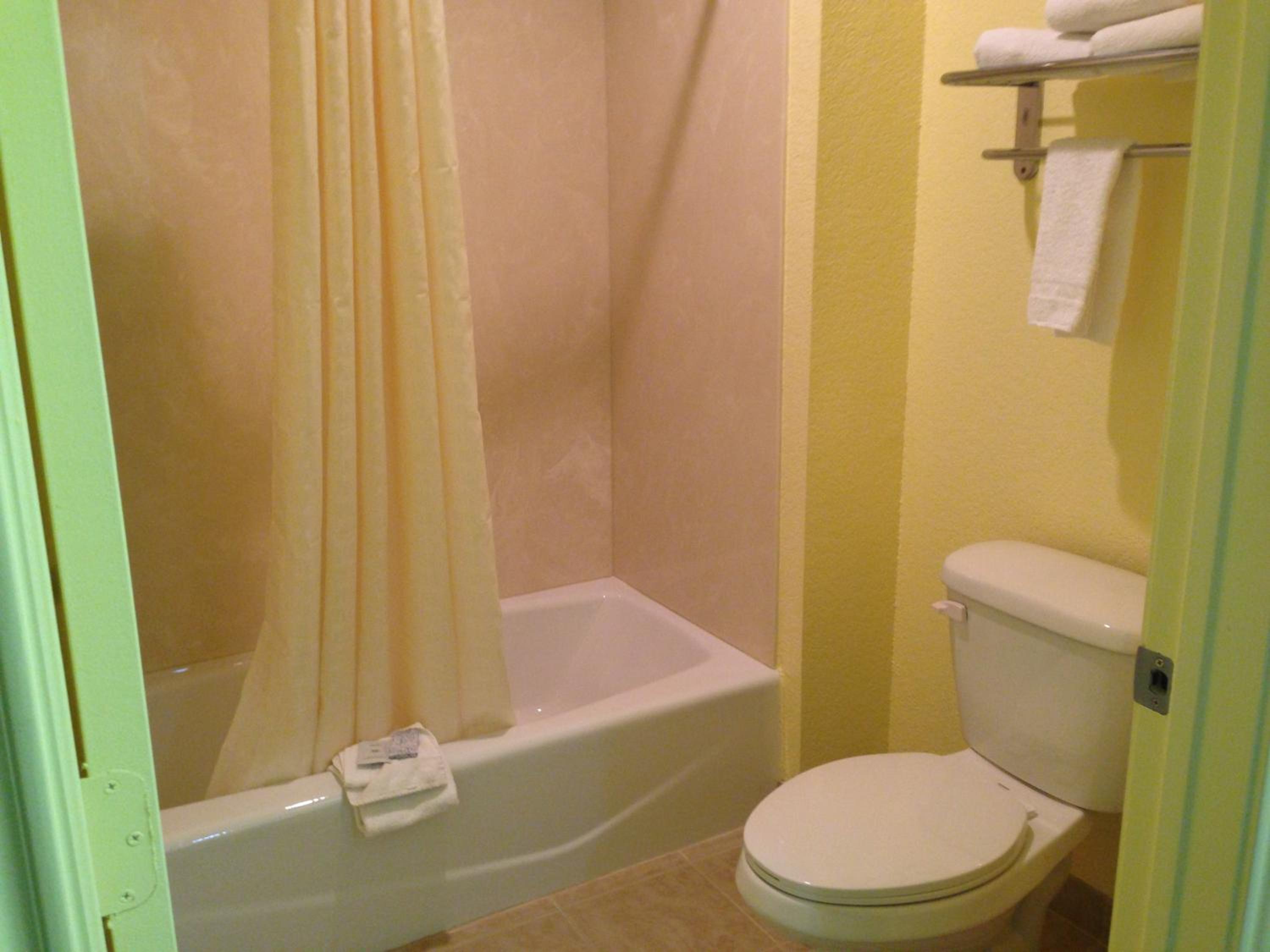 King Room with Spa Bath photo 2