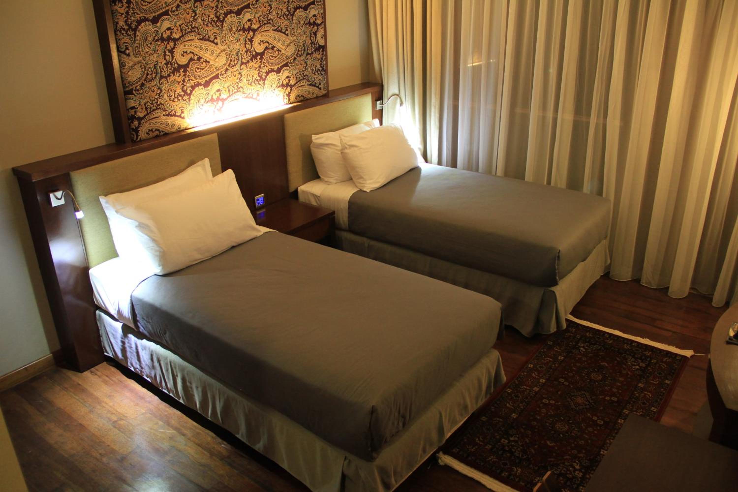 Sangkuriang Twin Room photo 3