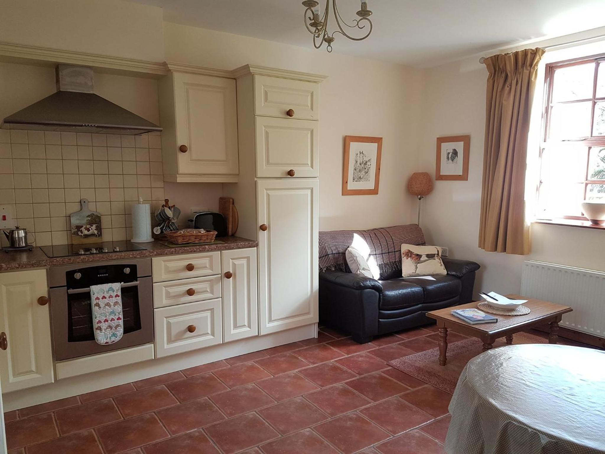 Stables Apartment - Photo 16