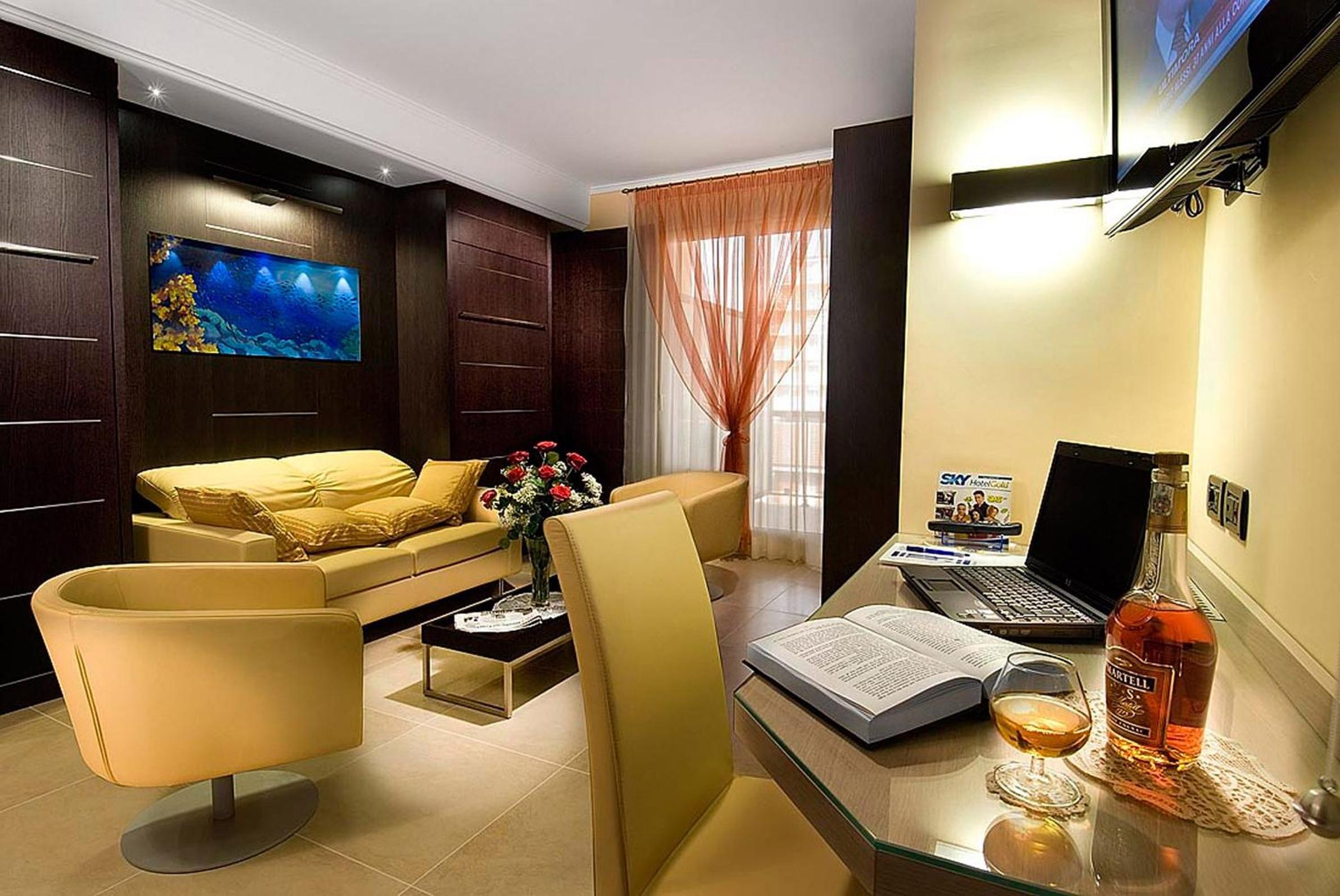Deluxe Suite photo 1