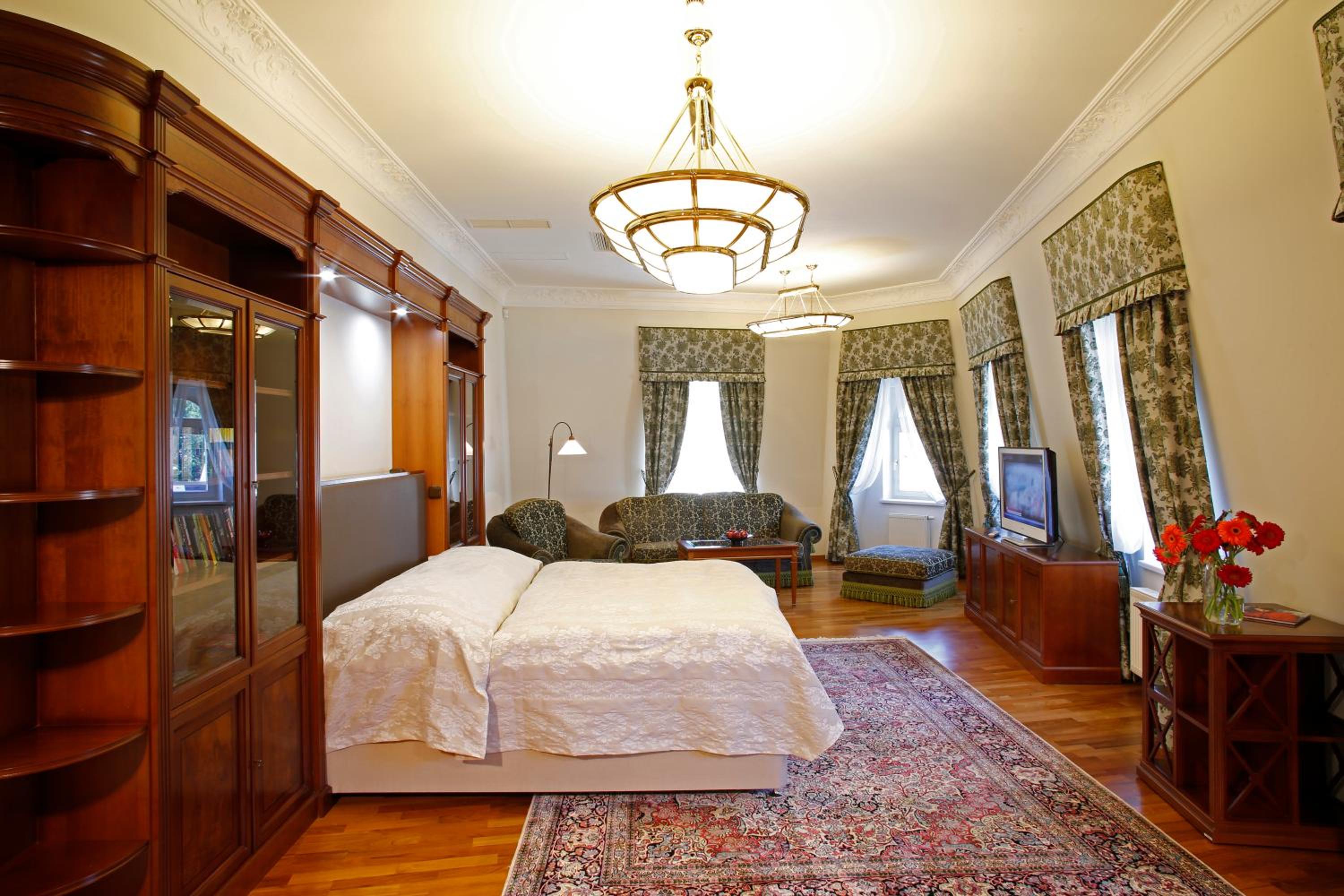 Presidential Suite with Wellness and Swimming Pool Access photo 3