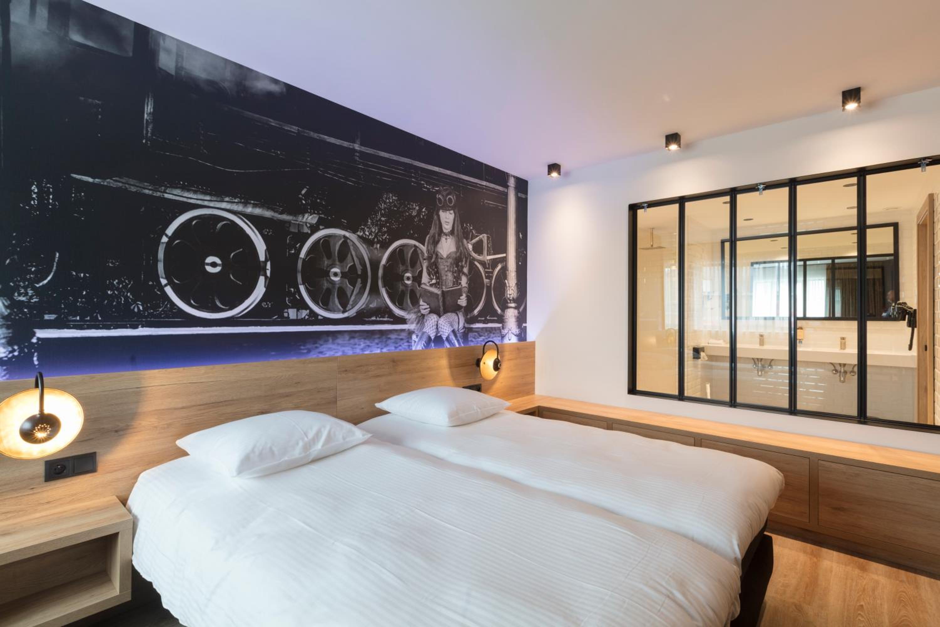 Deluxe Double Room photo 2