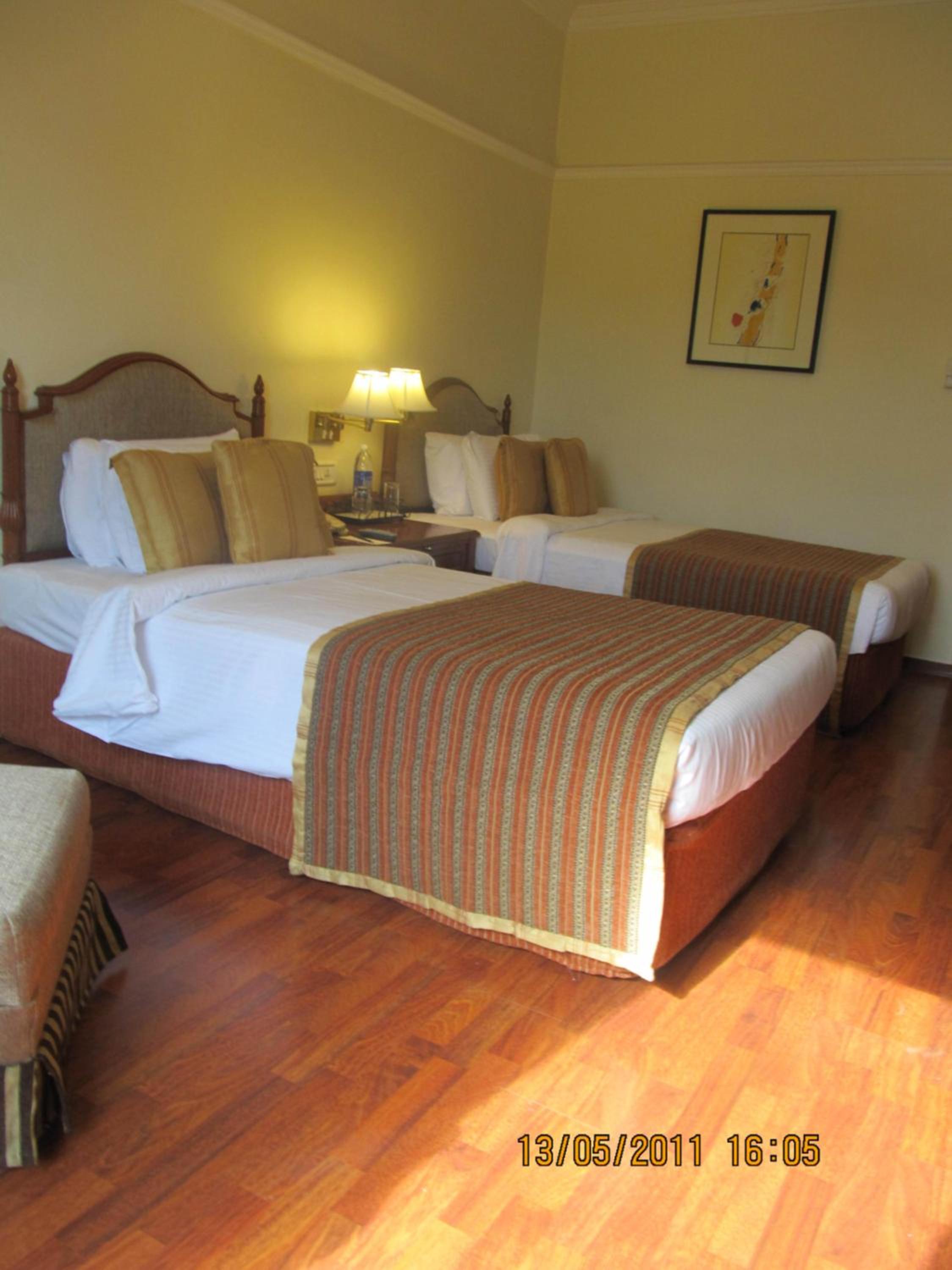 Deluxe Room Twin Beds photo 1
