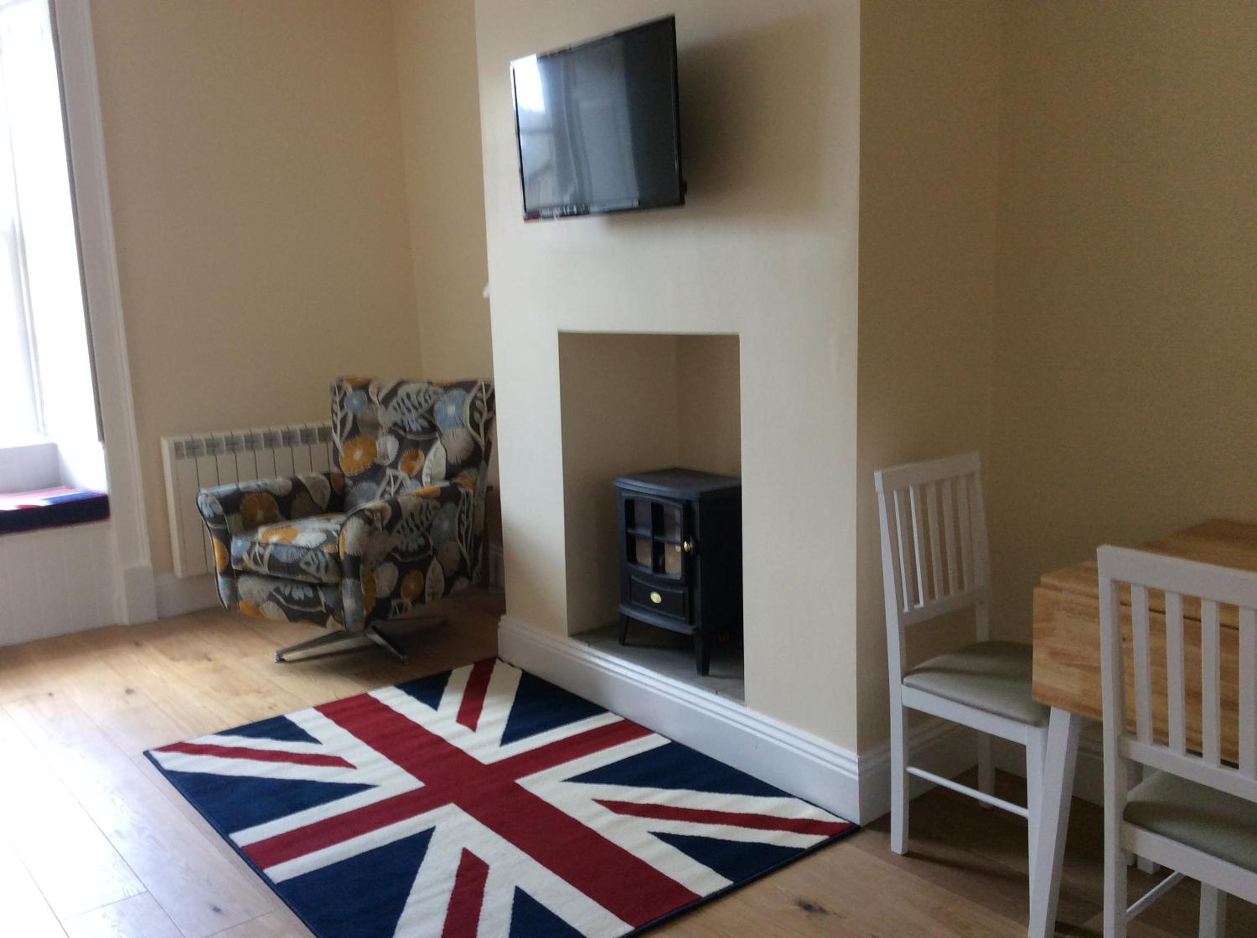 Studio Apartment photo 1