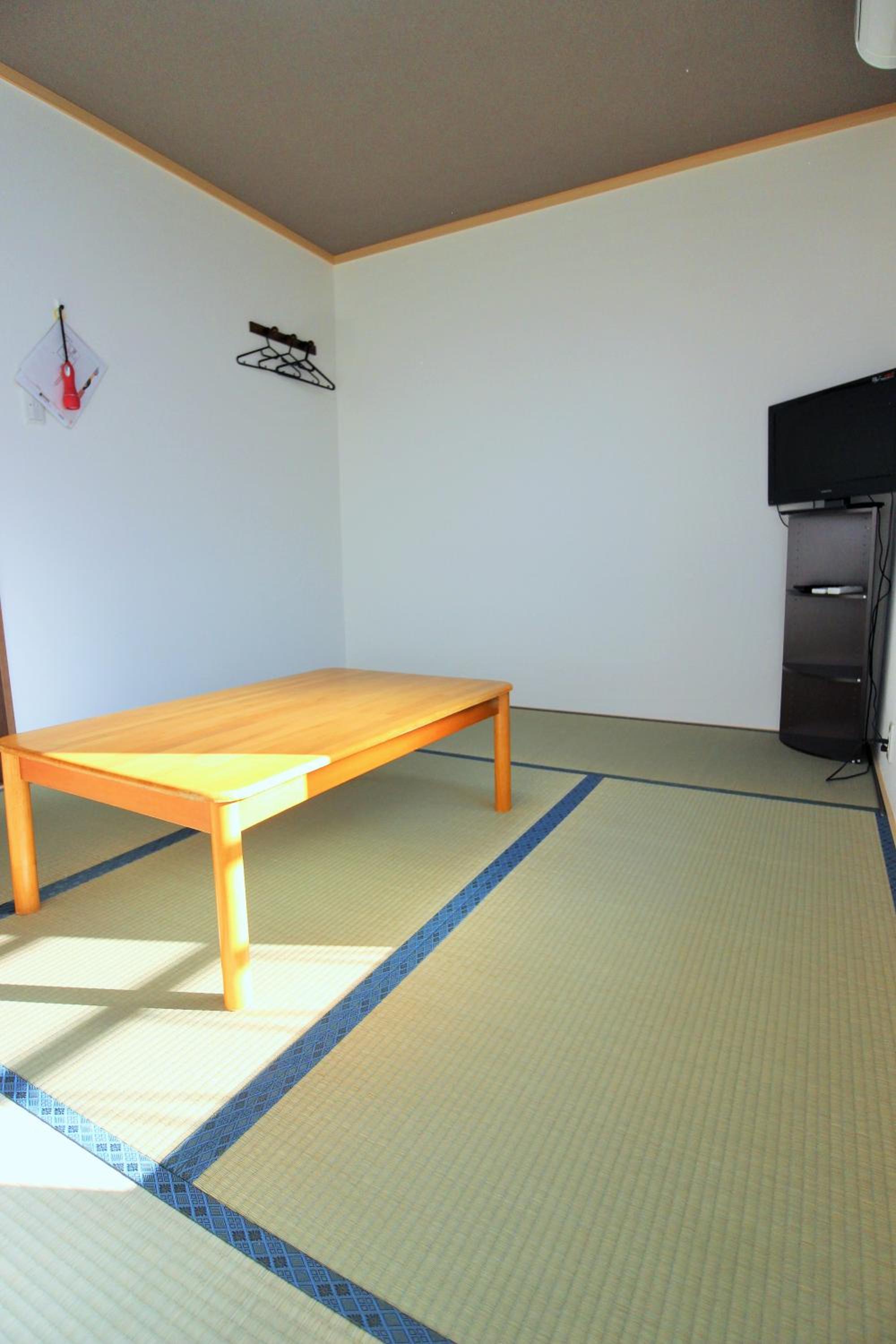 Quadruple Room - Photo 11