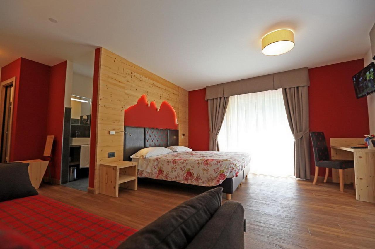  Junior Suite (2 Adults + 2 Child) - Photo 4