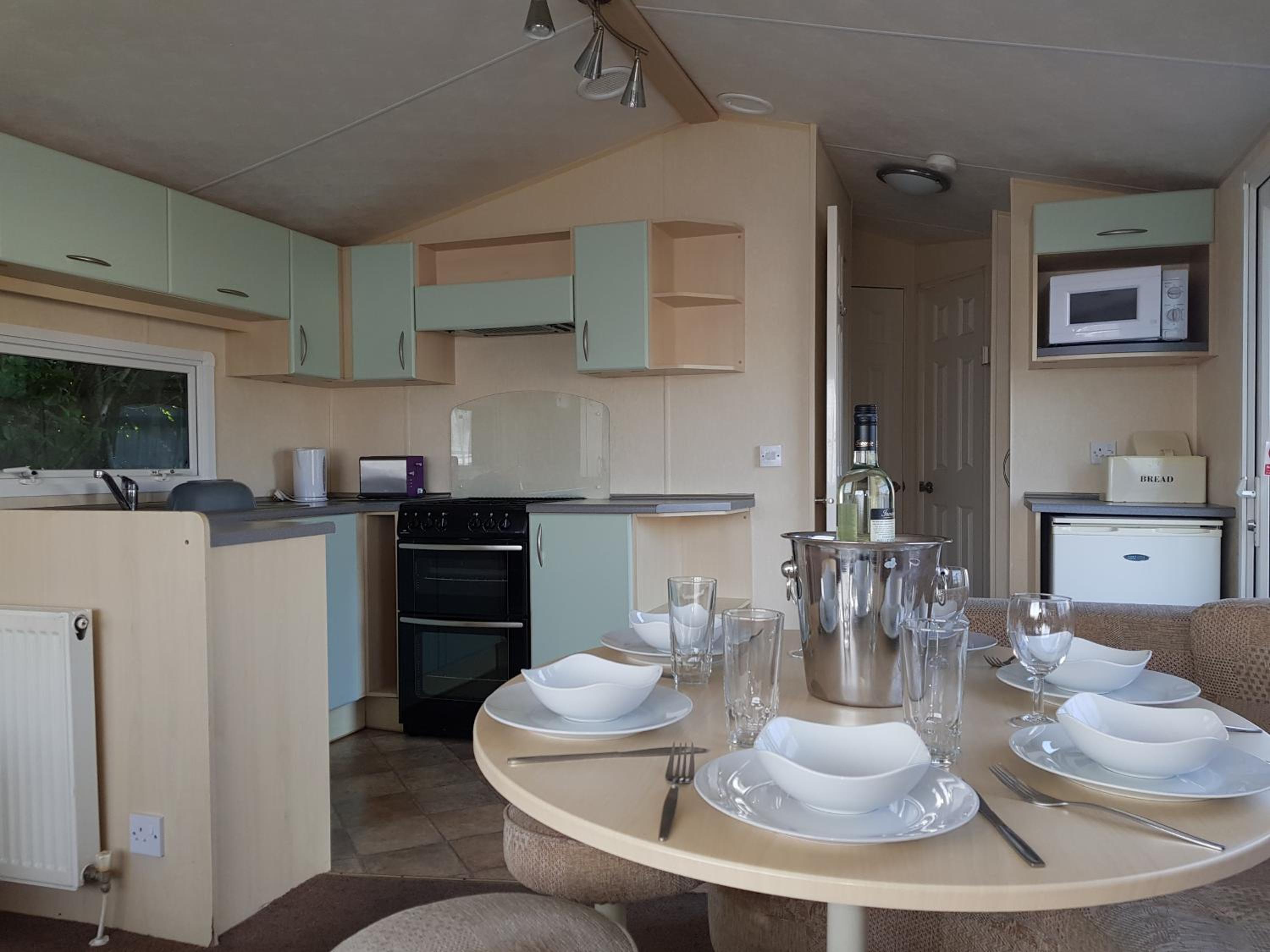 Holiday Home Sunny Vale Cedar 6 photo 3