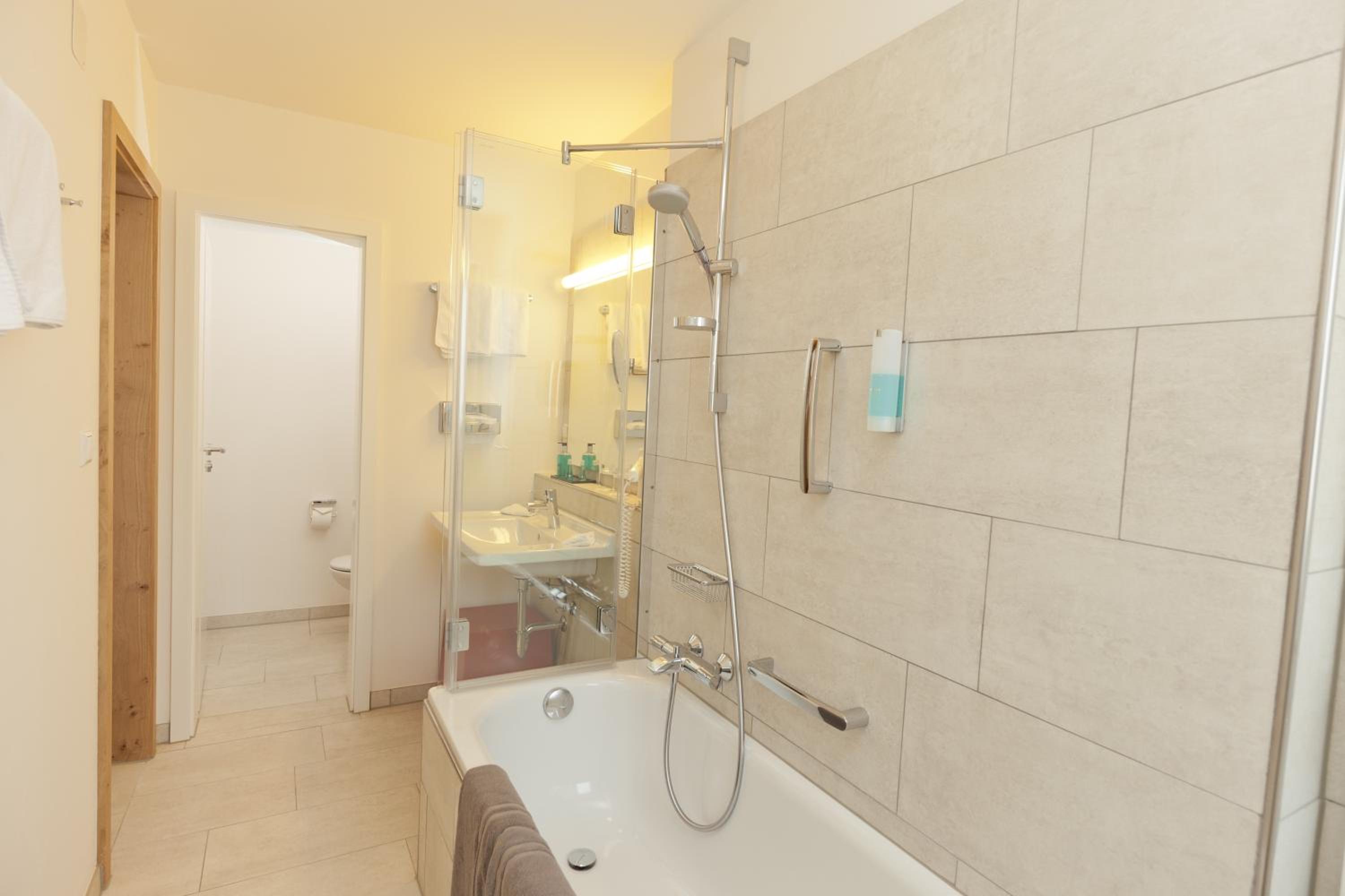 Classic Single Room