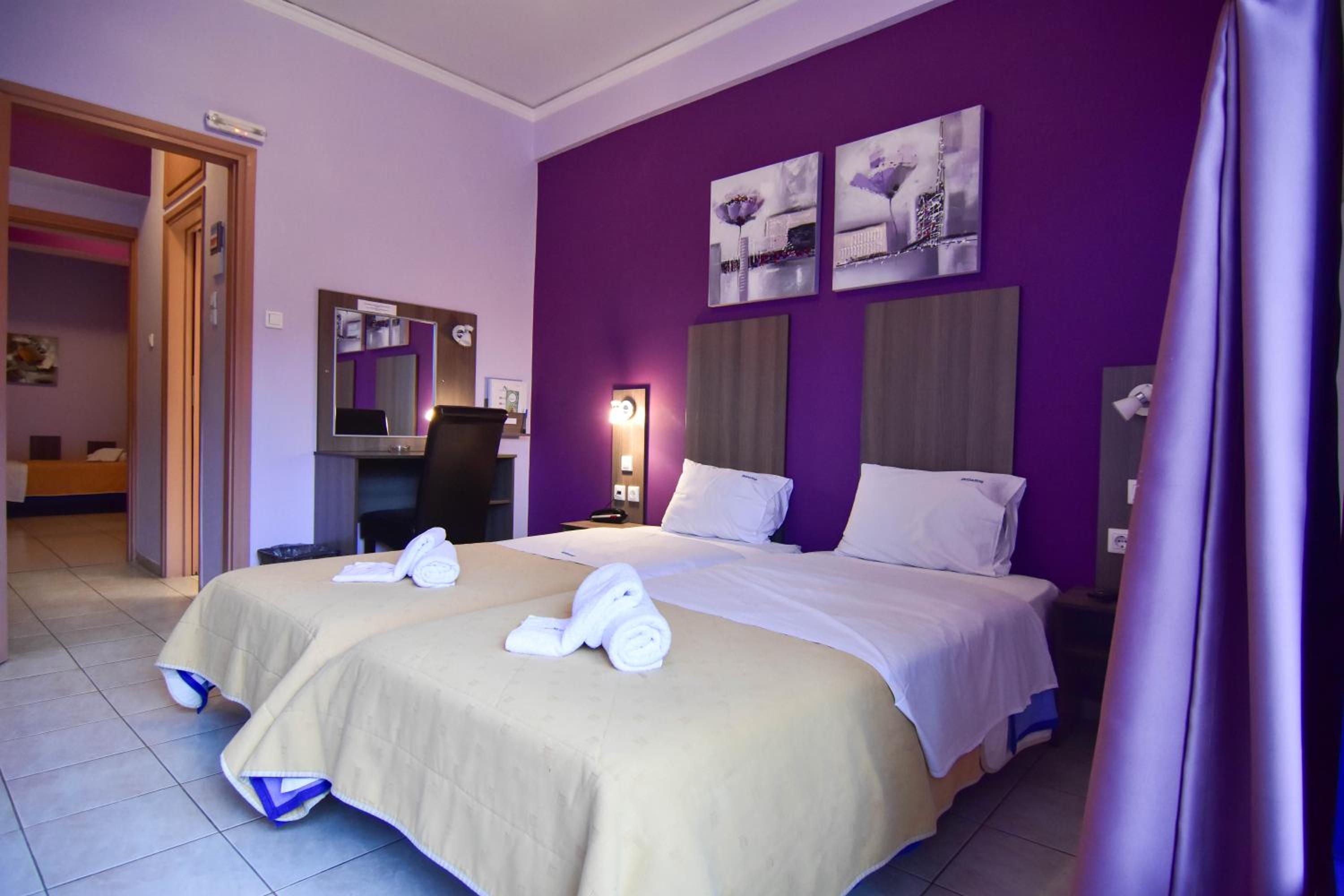 Triple Room - Photo 11