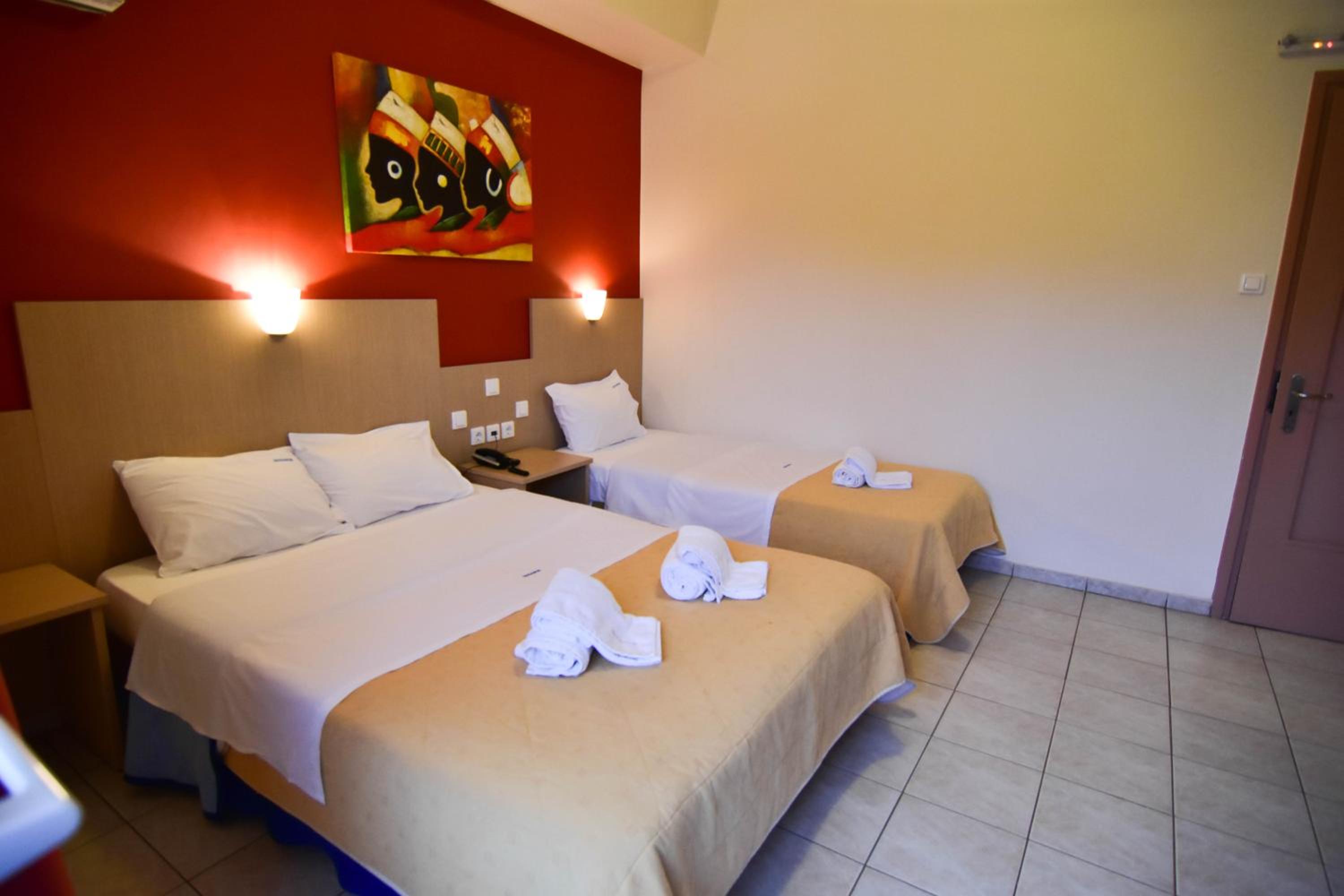 Triple Room - Photo 7