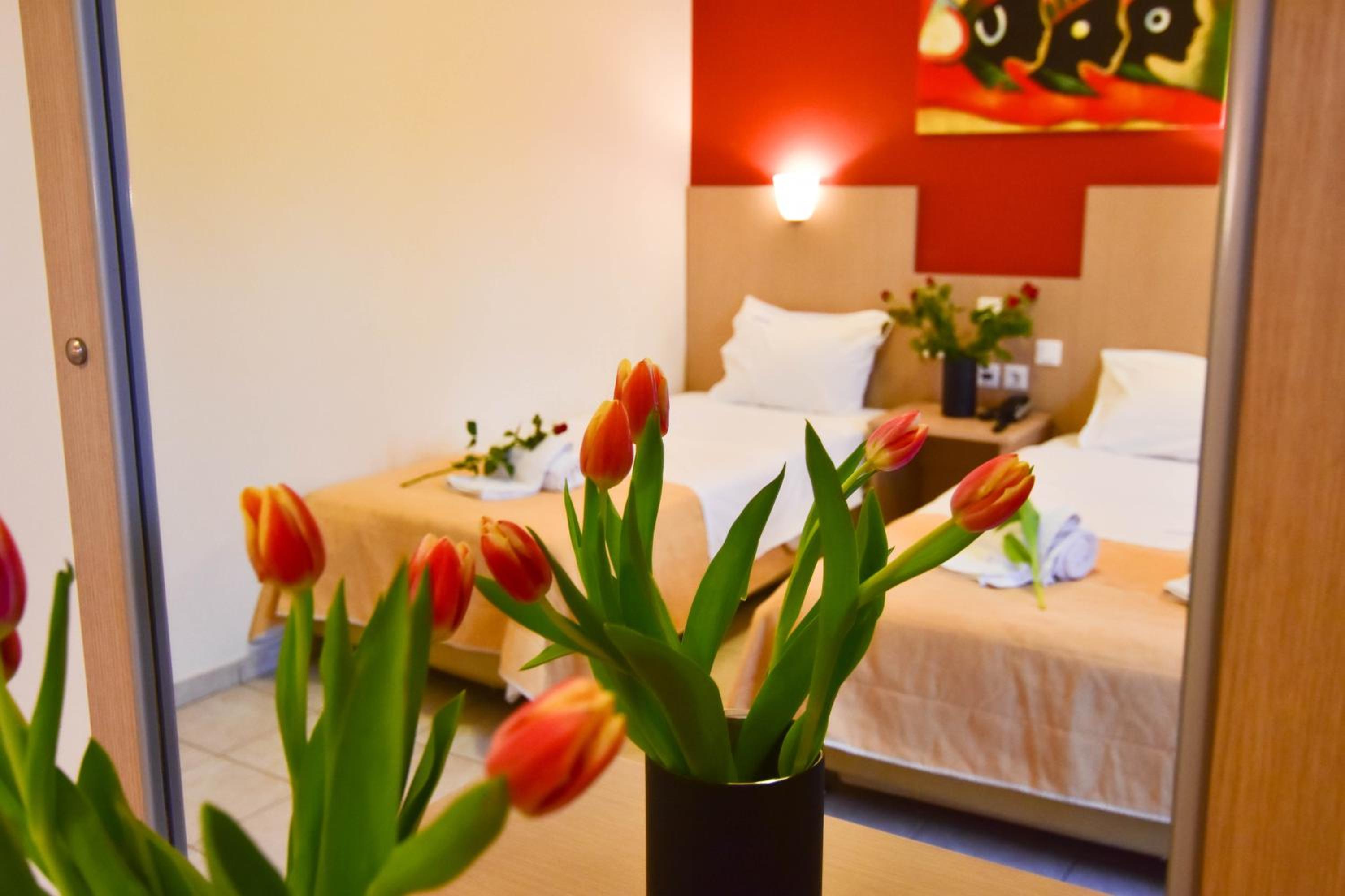 Triple Room - Photo 1