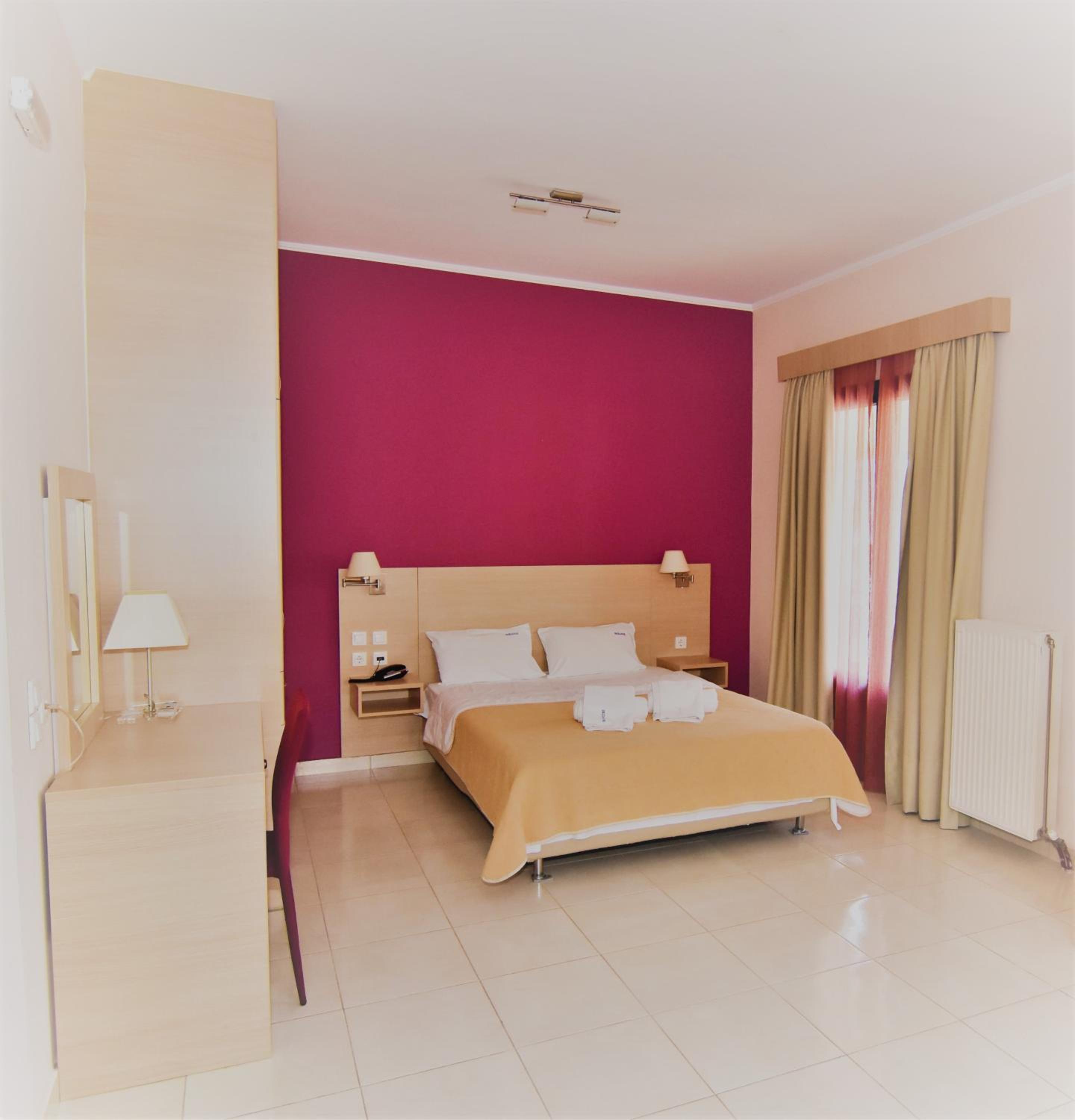 Double Room - Photo 1