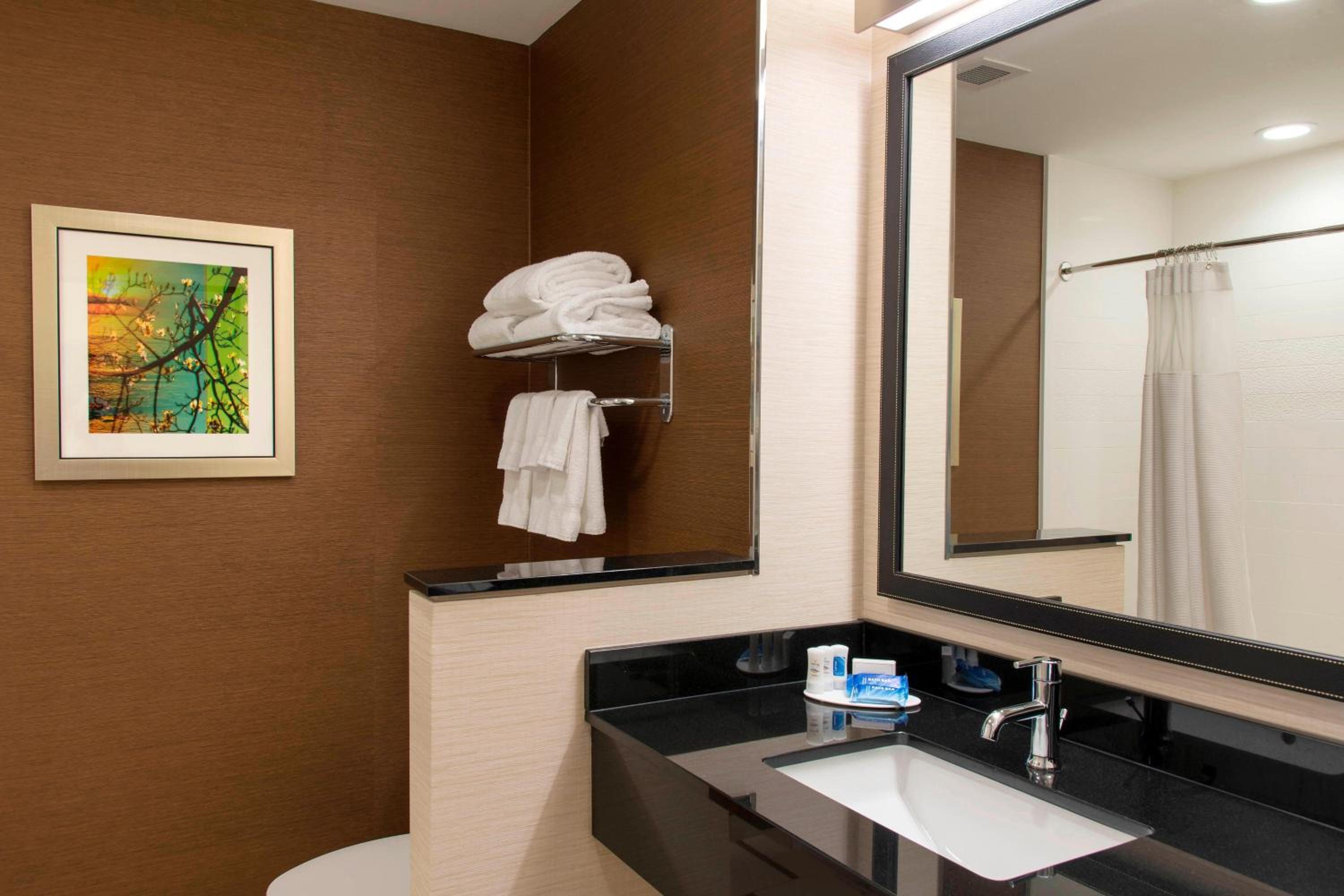 Fairfield Inn & Suites by Marriott Jackson Clinton, Photo 2